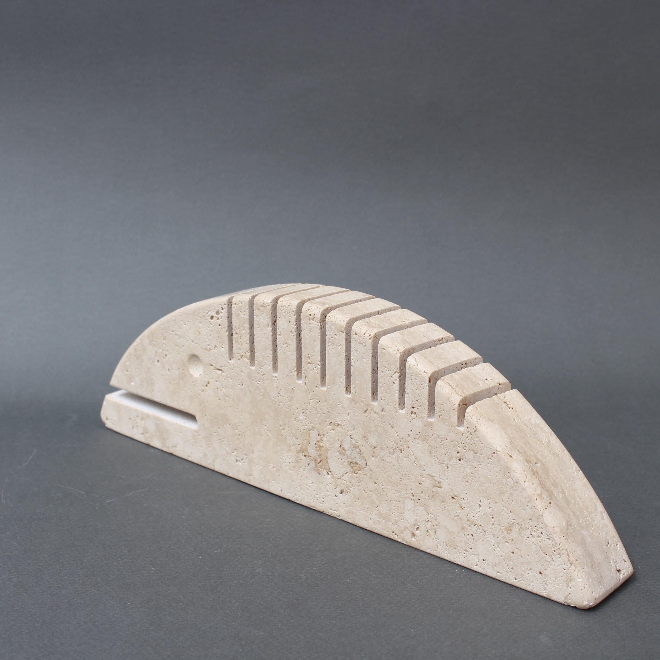 Vintage Italian travertine zoomorphic sculpture and card or letter holder by Mannelli Bros (circa 1970s). Designed by Italian brothers, Fratelli Mannelli, this charming piece has loads of character and will delight collectors and those who love