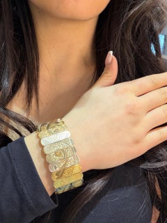 Vintage Italian Tri-Color 18K Gold Wide Engraved Florentine Panel Bracelet