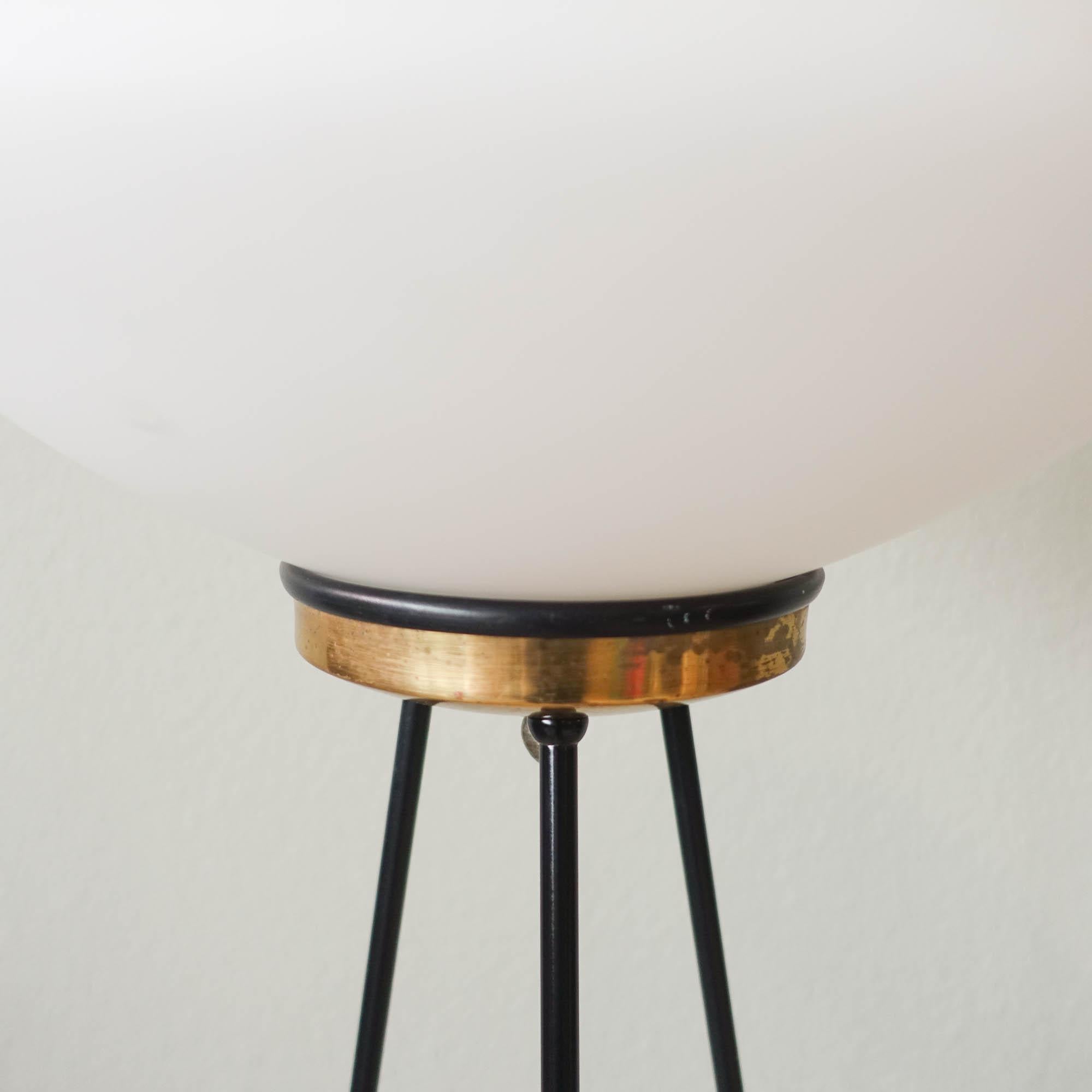Mid-20th Century Vintage Italian Tripod Floor Lamp, 1950s