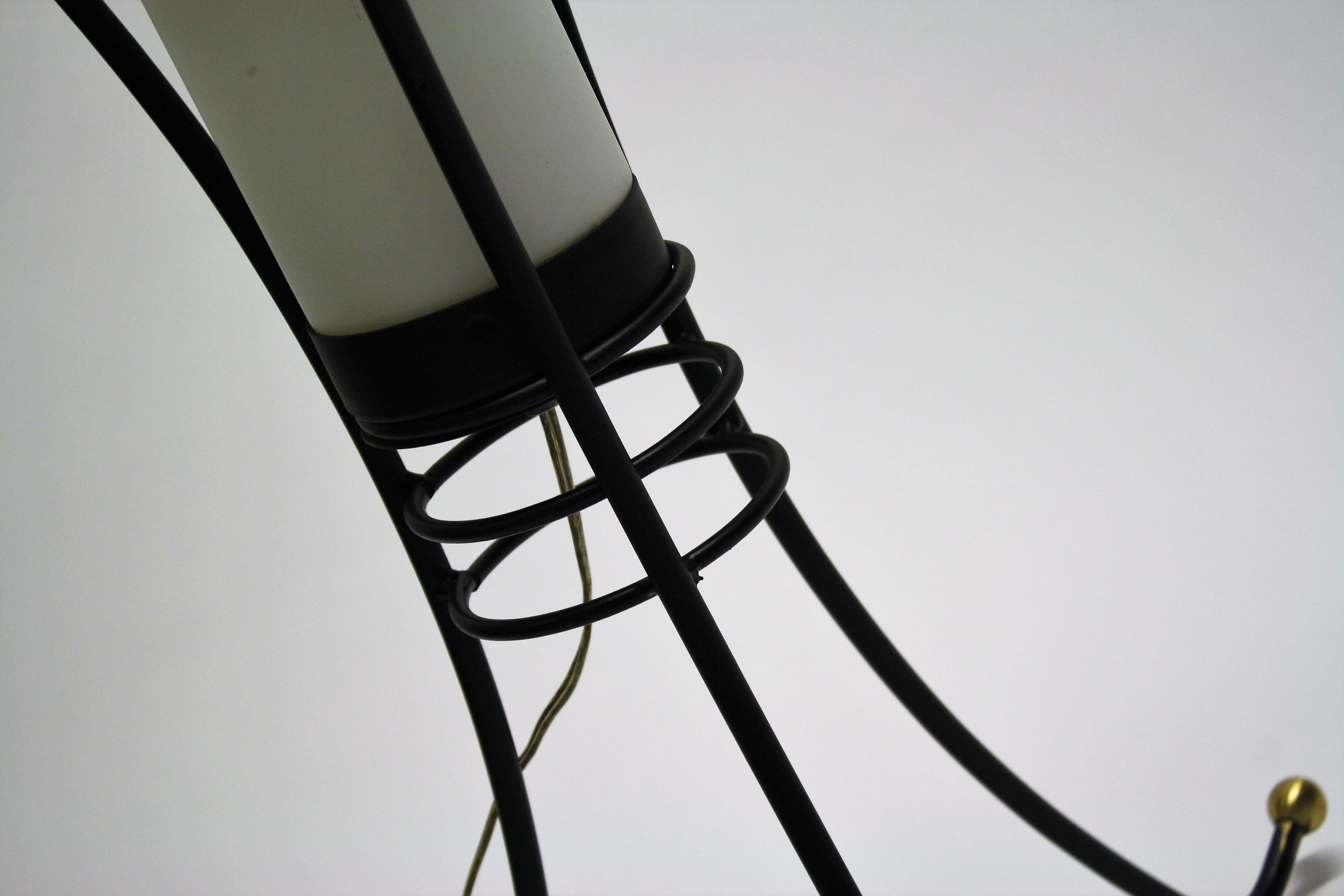 Vintage Italian Tripod Table Lamp, 1950s In Excellent Condition In HEVERLEE, BE