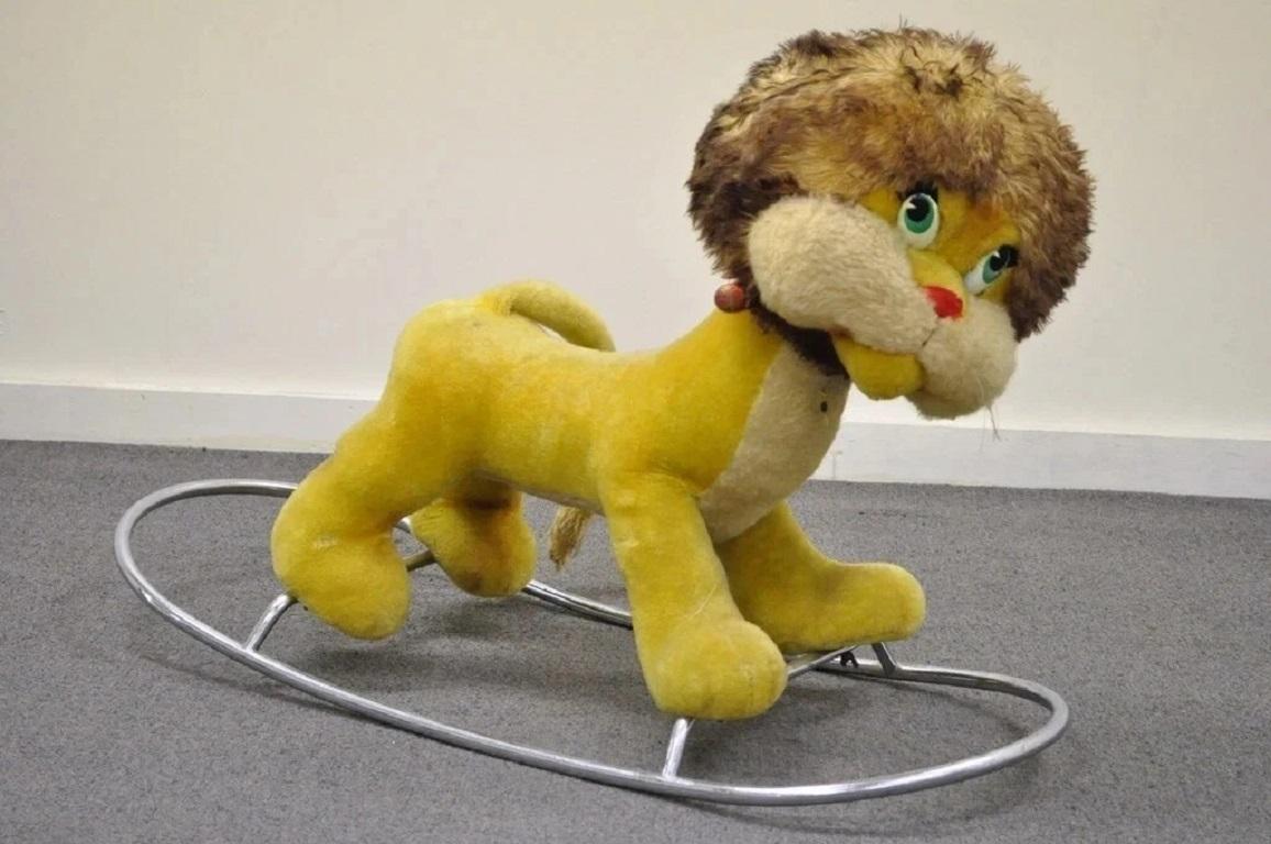 Vintage Trupa Trudi Peluche Leone di peluche Child & Child a dondolo Hobby Horse. Circa metà del XX secolo. Misure: 23