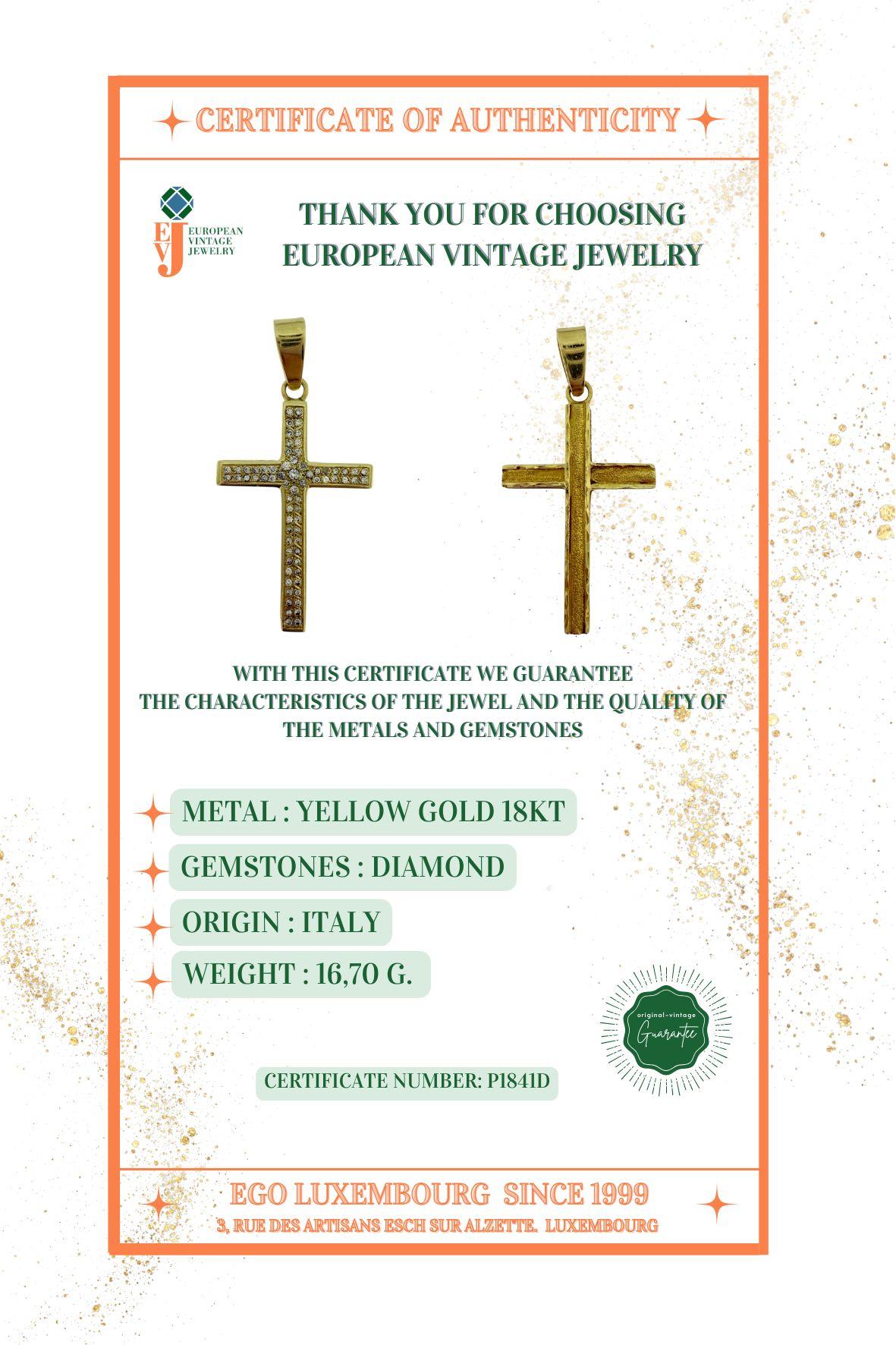 Vintage Italian Two Faced Yellow Gold Cross with Diamonds For Sale 14