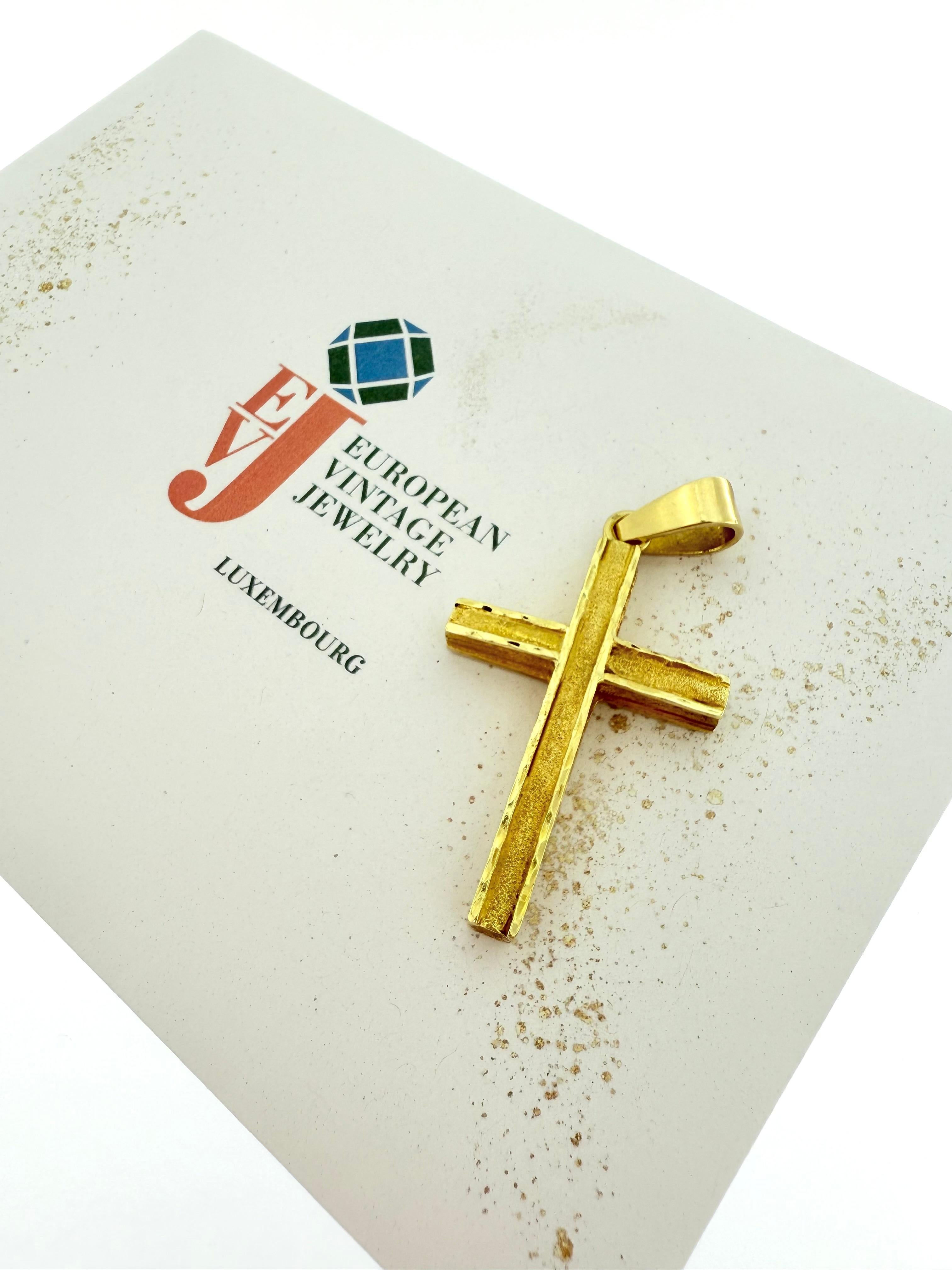 Retro Vintage Italian Two Faced Yellow Gold Cross with Diamonds For Sale