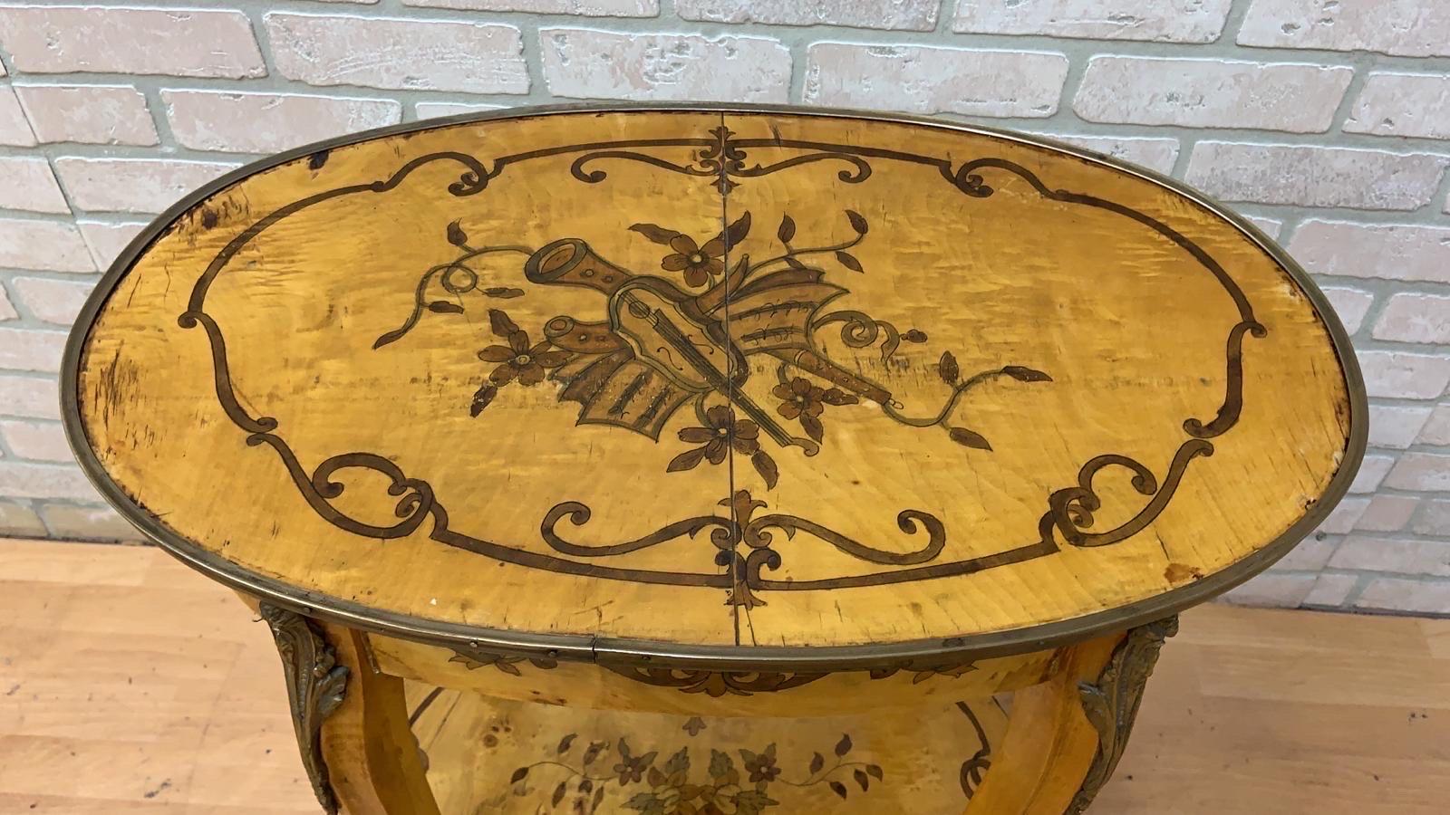 Vintage Italian Two Tier Inlaid Side Table In Good Condition For Sale In Chicago, IL