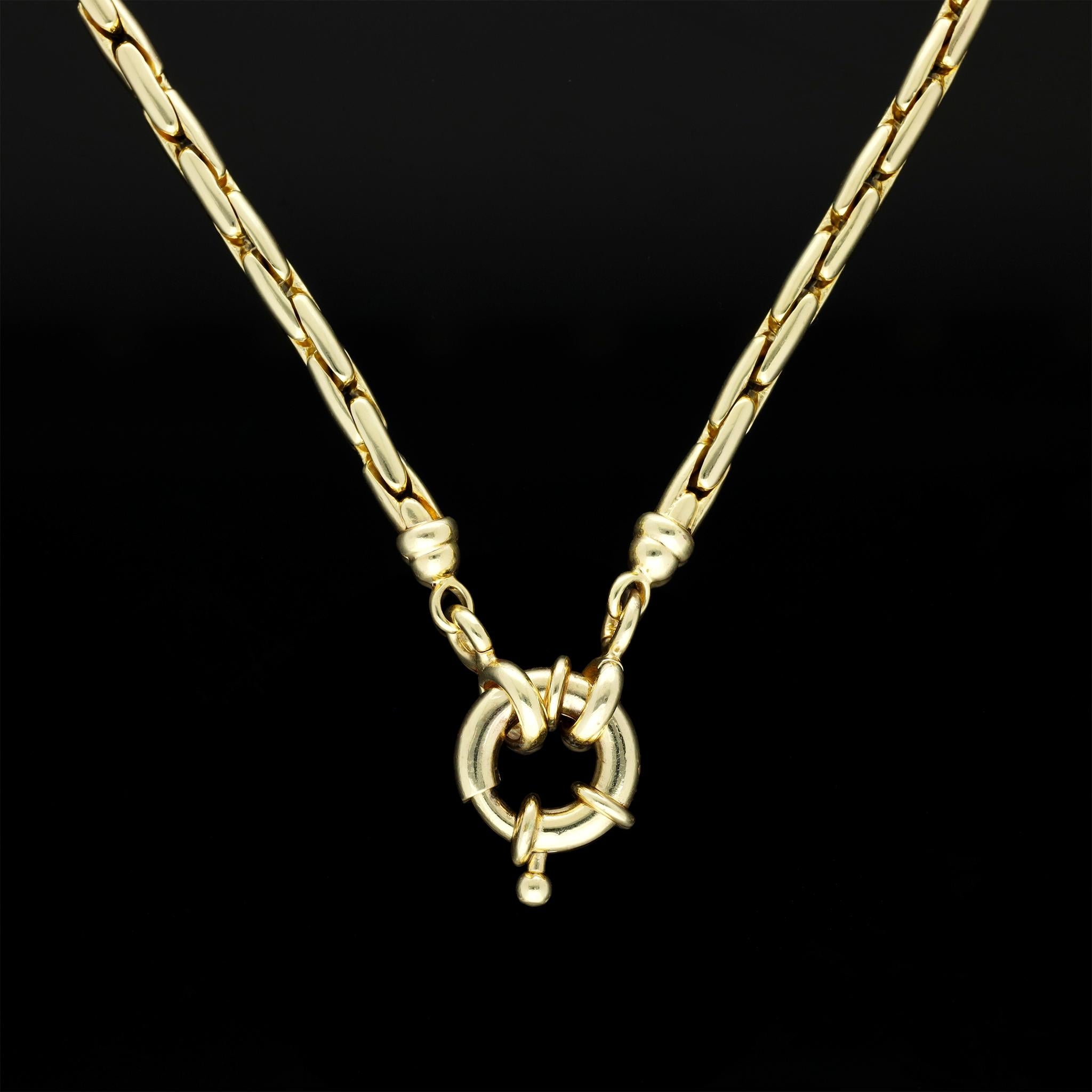 18k charm holder