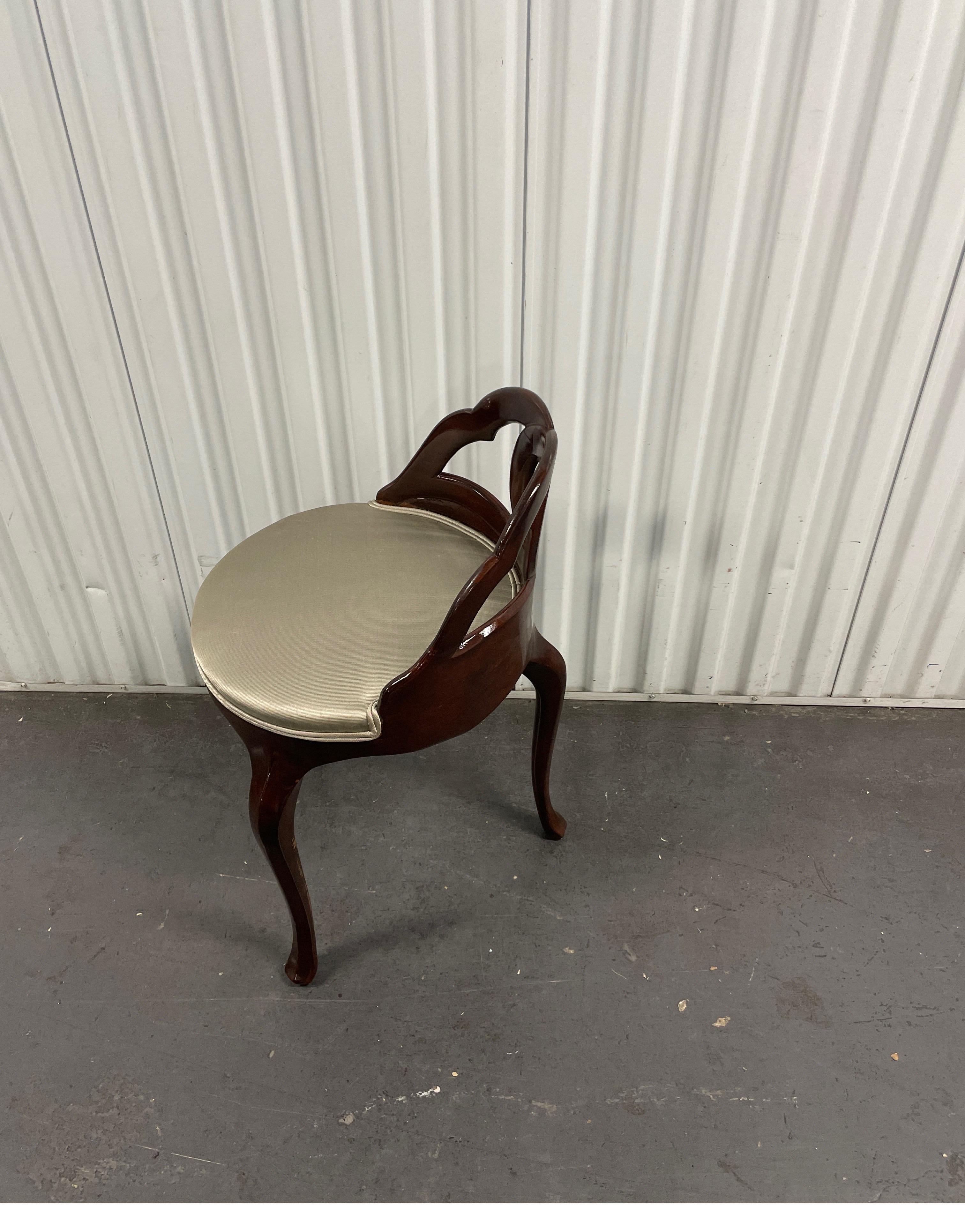 Hollywood Regency Vintage Italian Vanity Chair For Sale