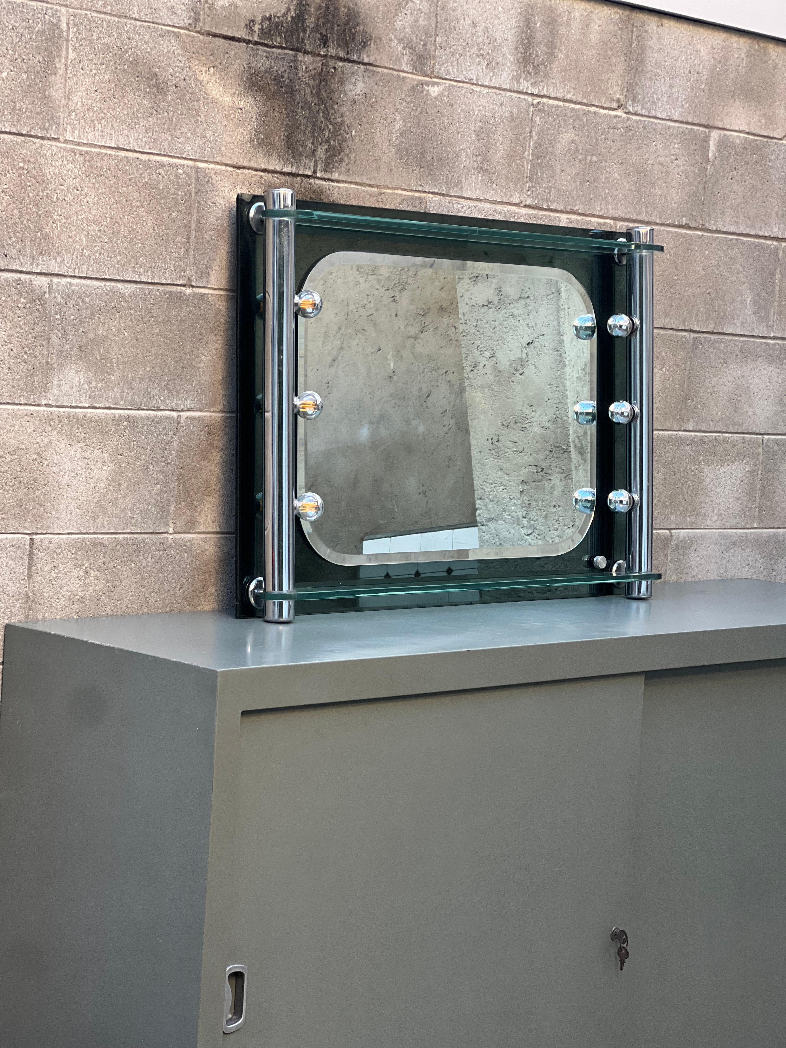 Vintage Italian Vanity Mirror with Lights, makeup art stylish fashion mirror For Sale 7