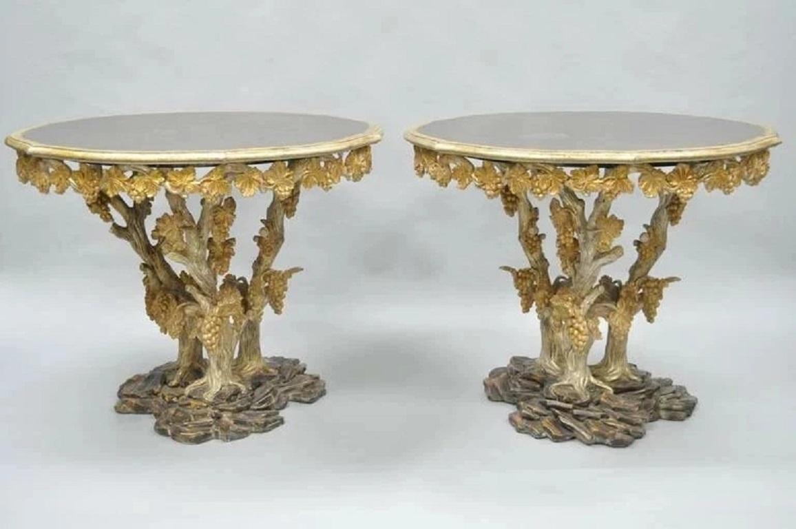 Vintage Italian Venetian Carved Wood Faux Bois Grapevine Center Tables - a Pair en venta 3