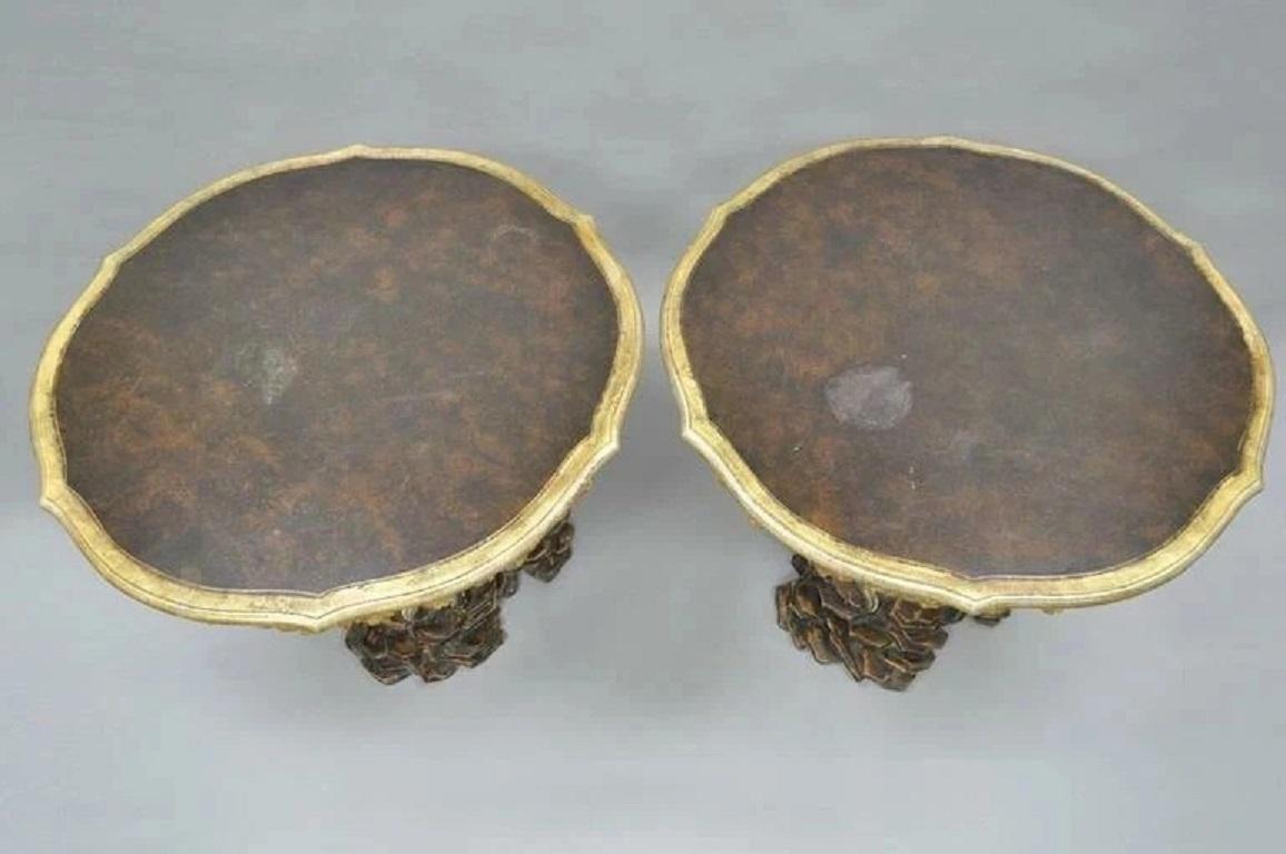 Vintage Italian Venetian Carved Wood Faux Bois Grapevine Center Tables - a Pair siglo XX en venta
