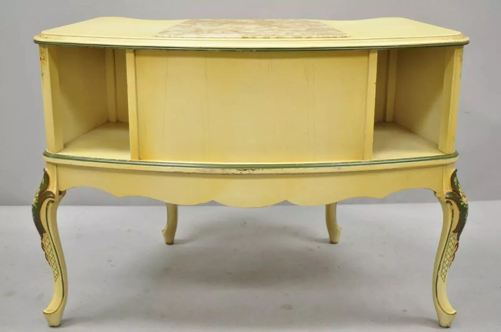 Italienischer venezianischer Beistelltisch im Louis-XV-Stil im Louis-XV-Stil mit bemalter Marmorplatte, Vintage im Angebot 4