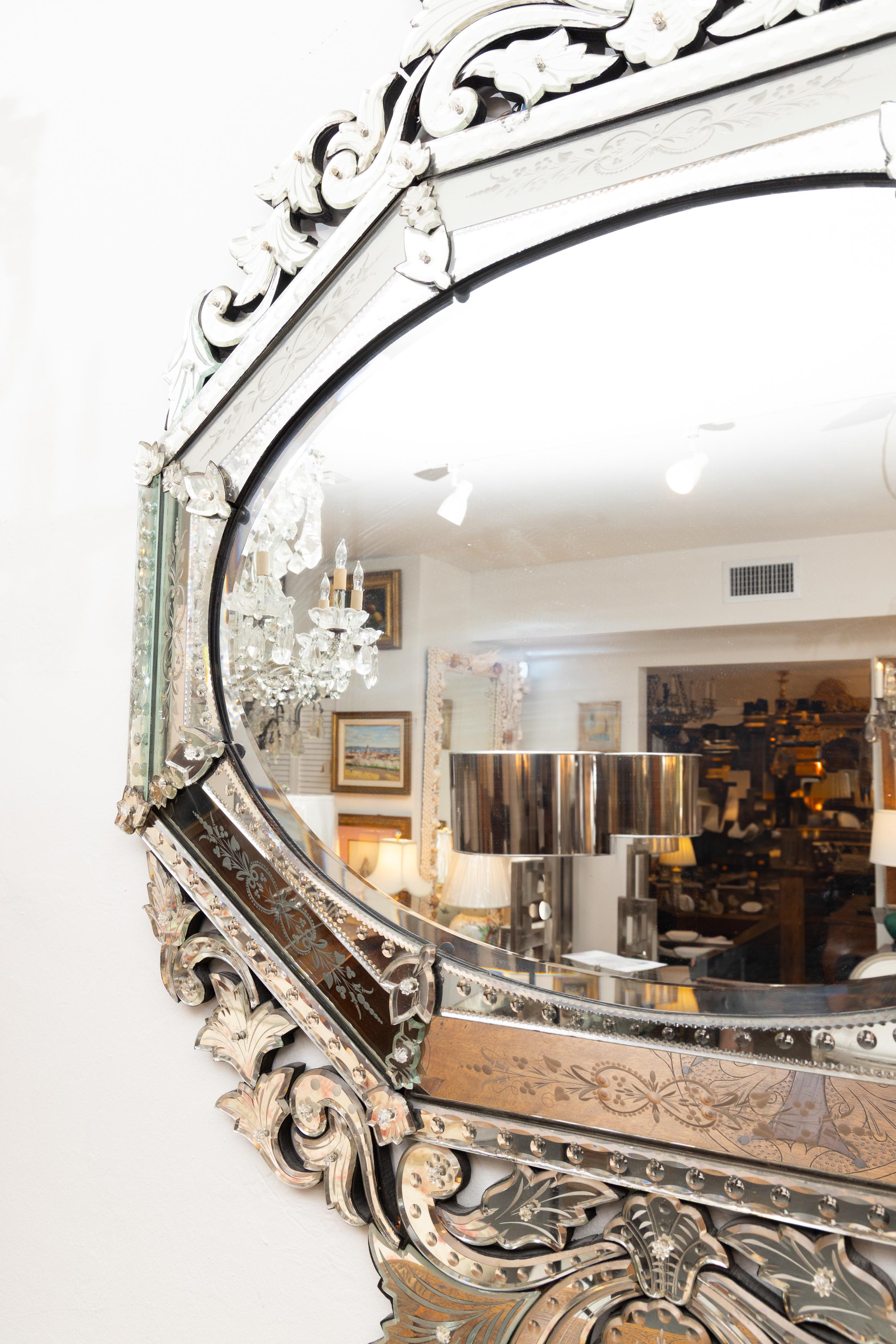 Other Vintage Italian Venetian Mirror For Sale