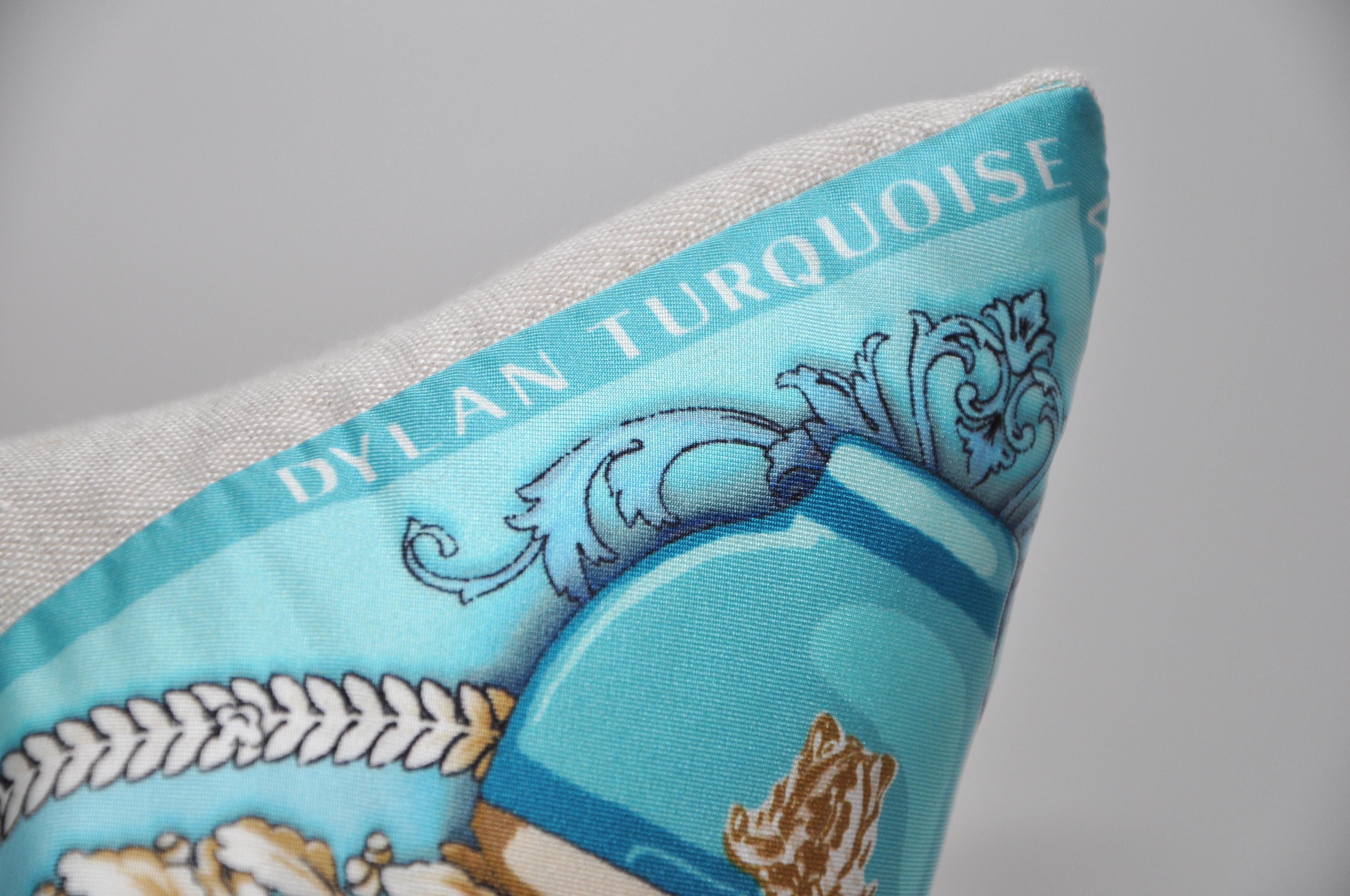 coussin versace