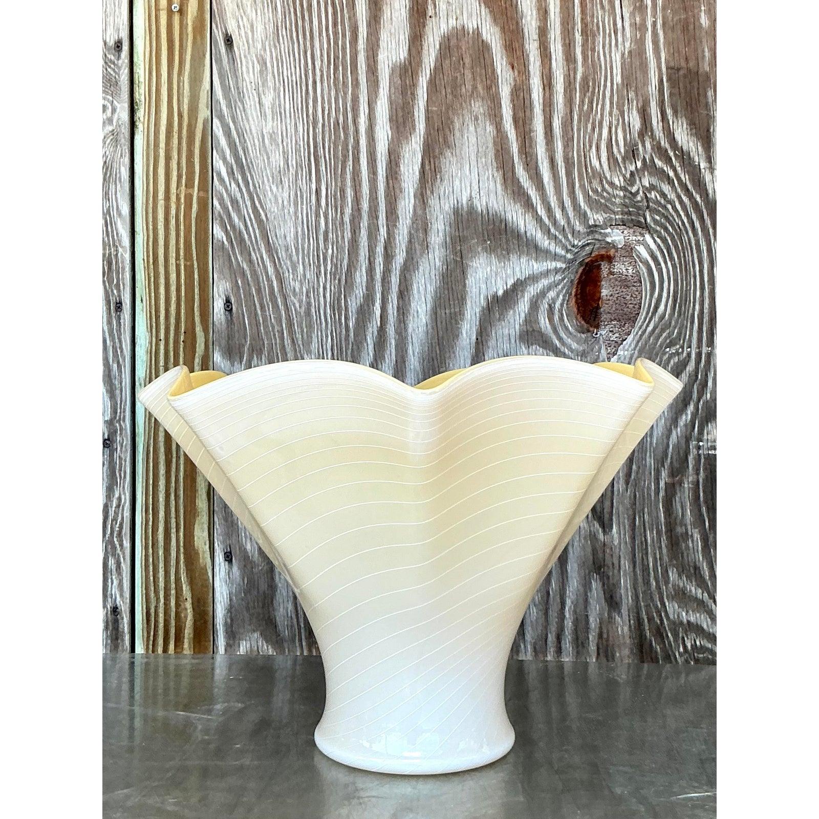 Vintage Italian Vetri Murano Glass Handkerchief Lamp For Sale 1