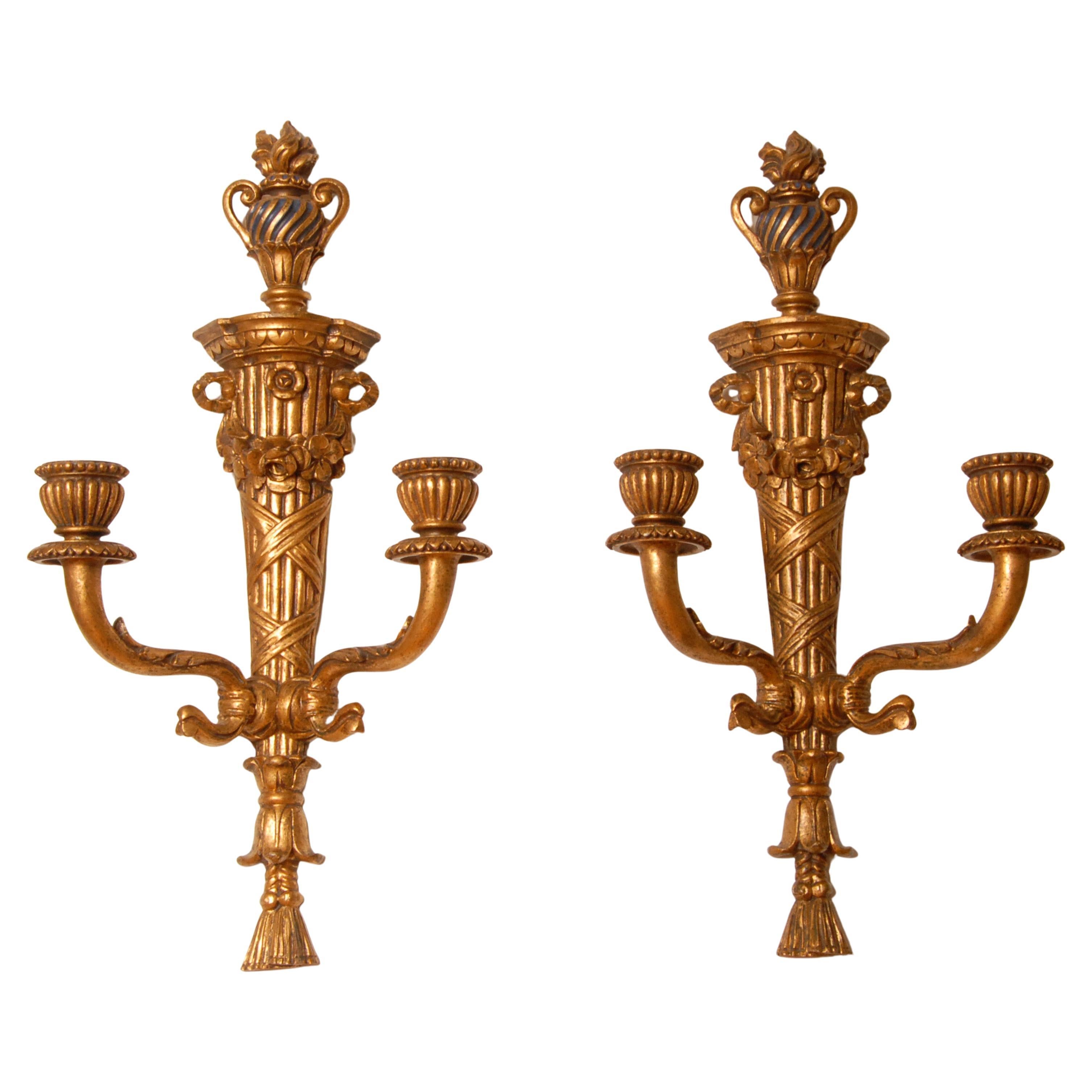 Vintage Italian Lamp Lámparas de pared de oro Giltwood tallada Florentiner Sconces un par