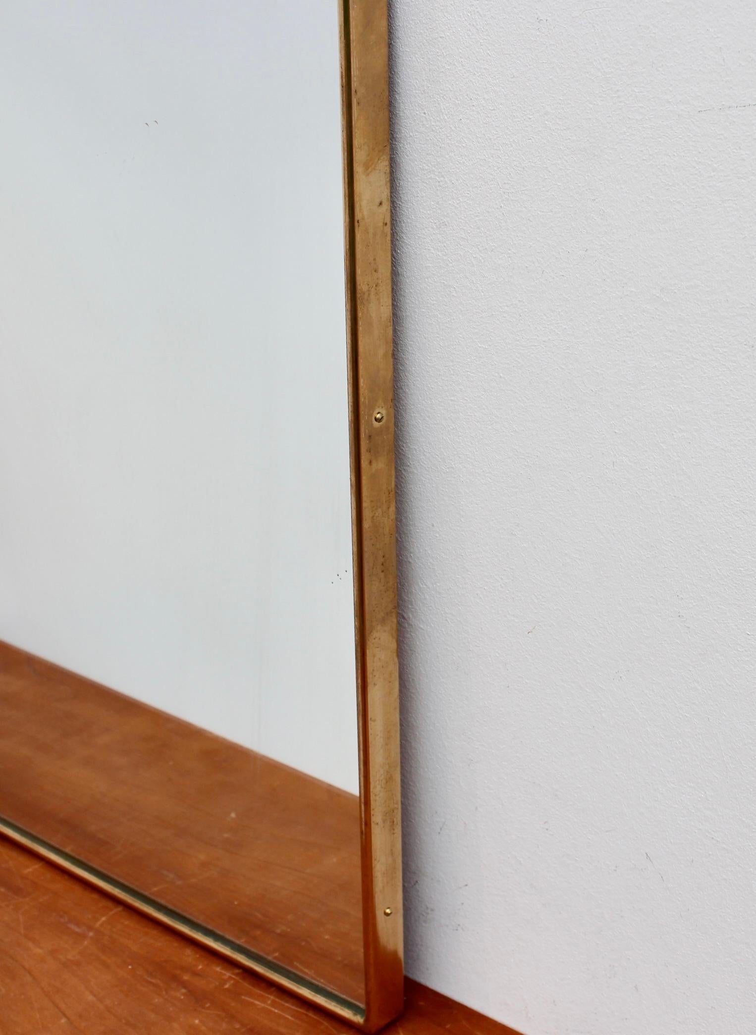 Vintage Italian Wall Mirror with Brass Frame (circa 1950s) For Sale 5