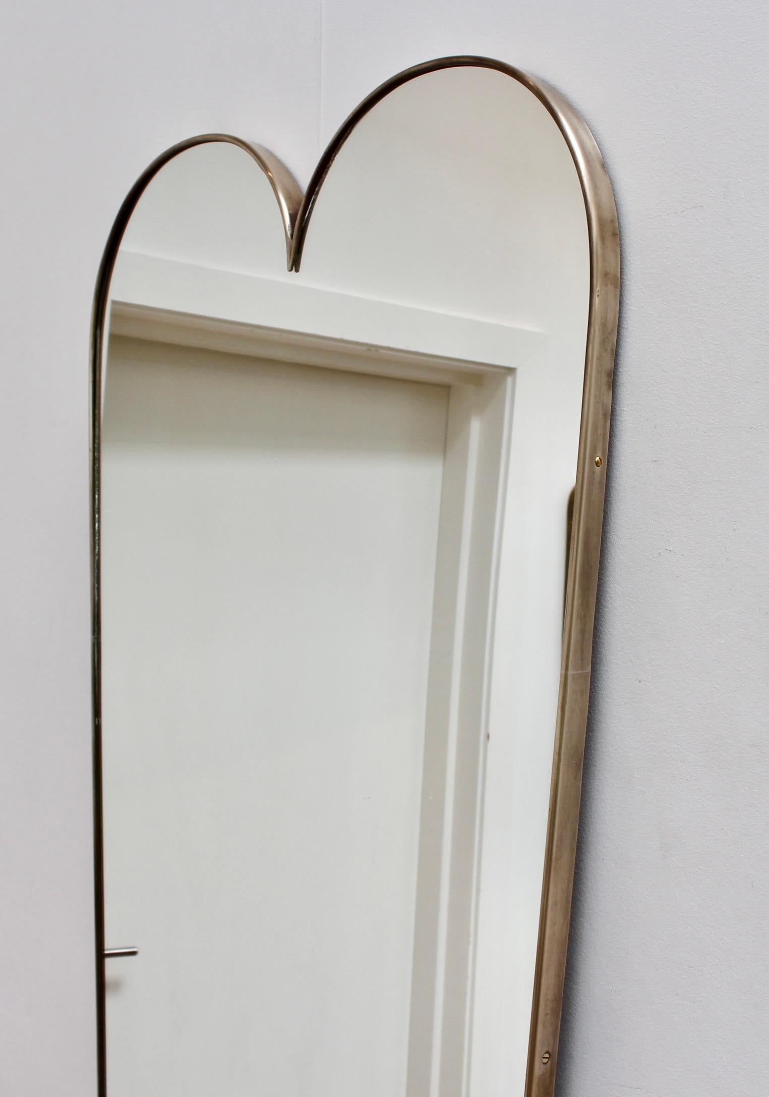 Vintage Italian Wall Mirror with Brass Frame 'circa 1950s', Large For Sale 7