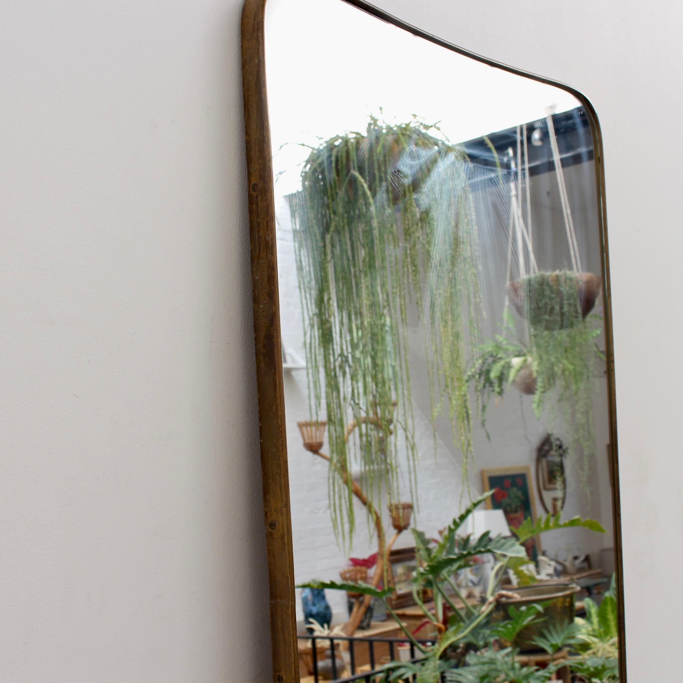 Vintage Italian Wall Mirror with Brass Frame (circa 1950s) - Large In Good Condition For Sale In London, GB