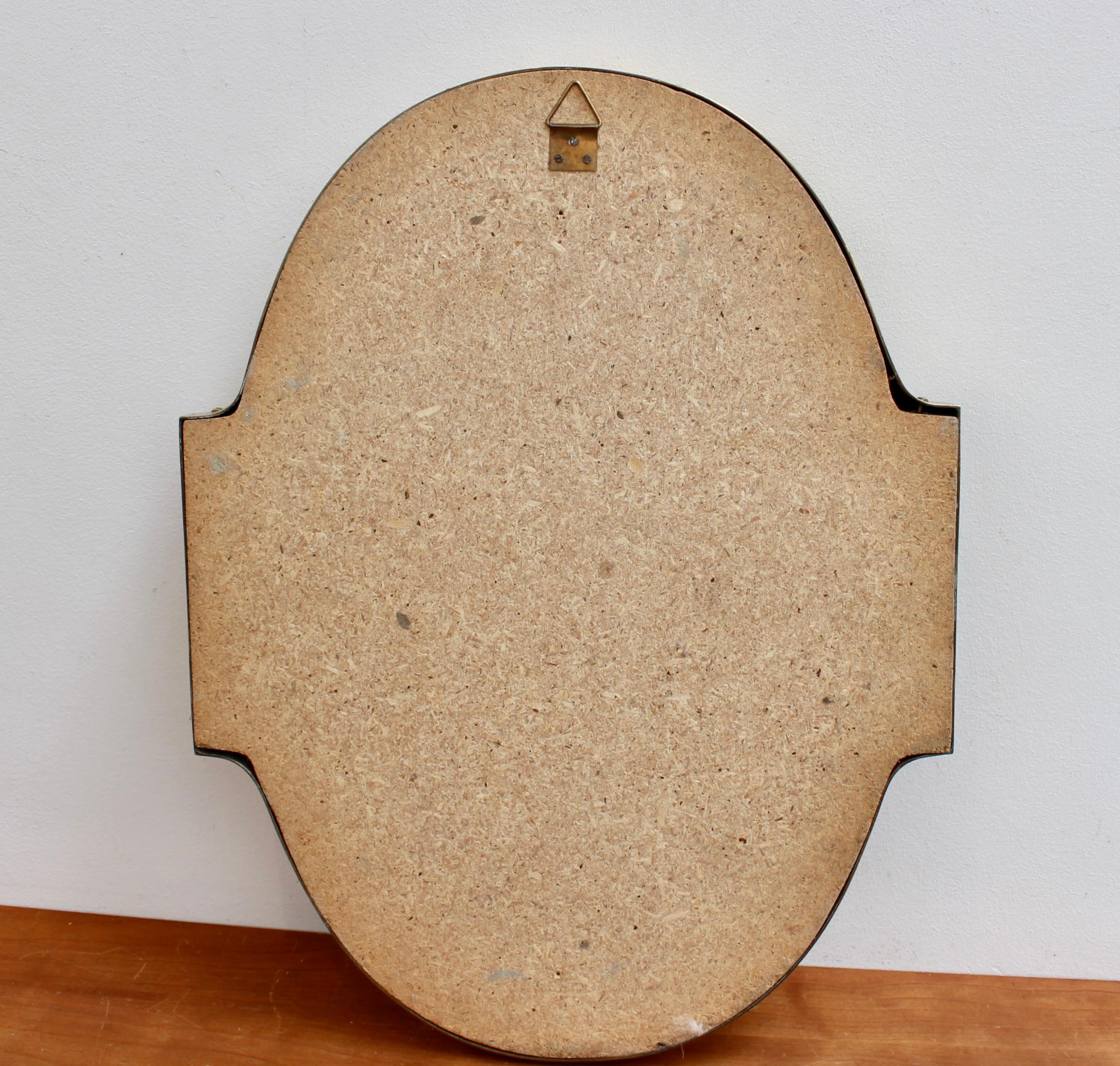 Vintage Italian Wall Mirror with Brass Frame (circa 1950s) - Small For Sale 7