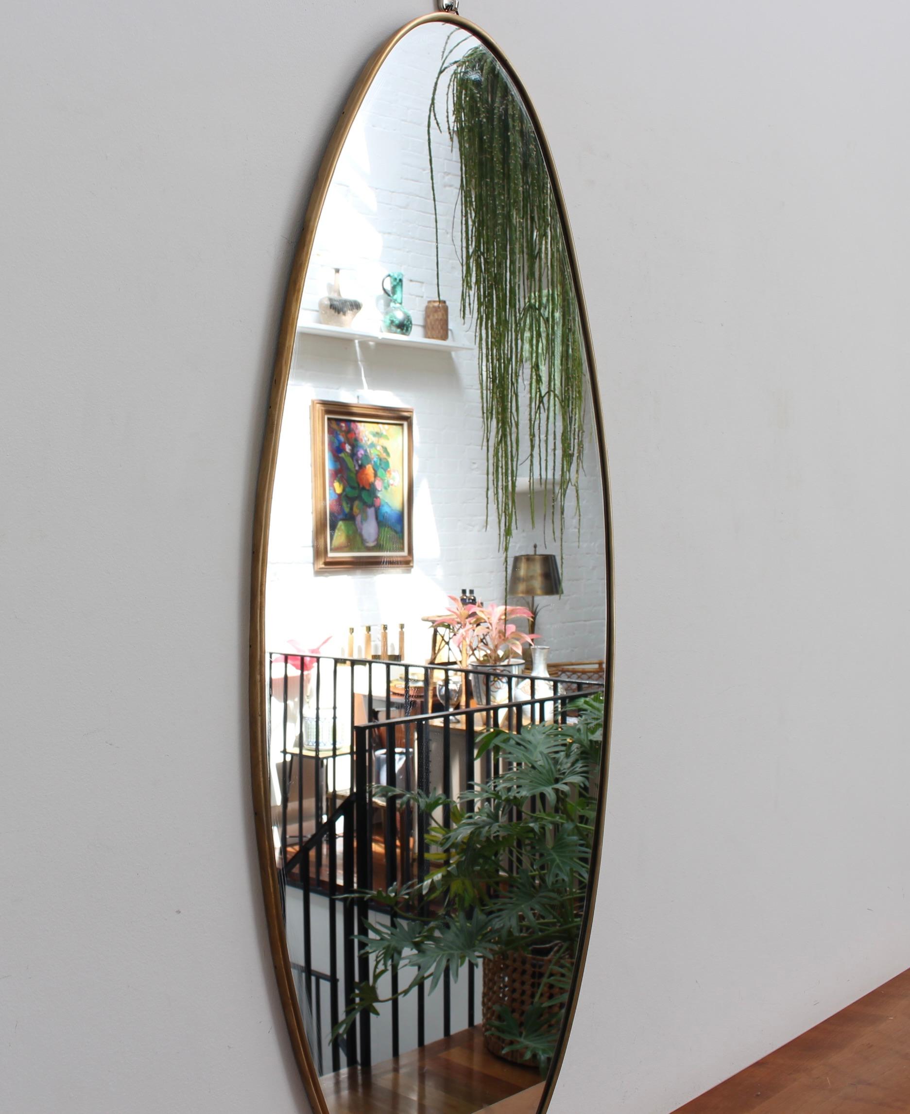 Mid-Century Modern Vintage Italian Wall Mirror with Brass Frame (circa 1960s) For Sale