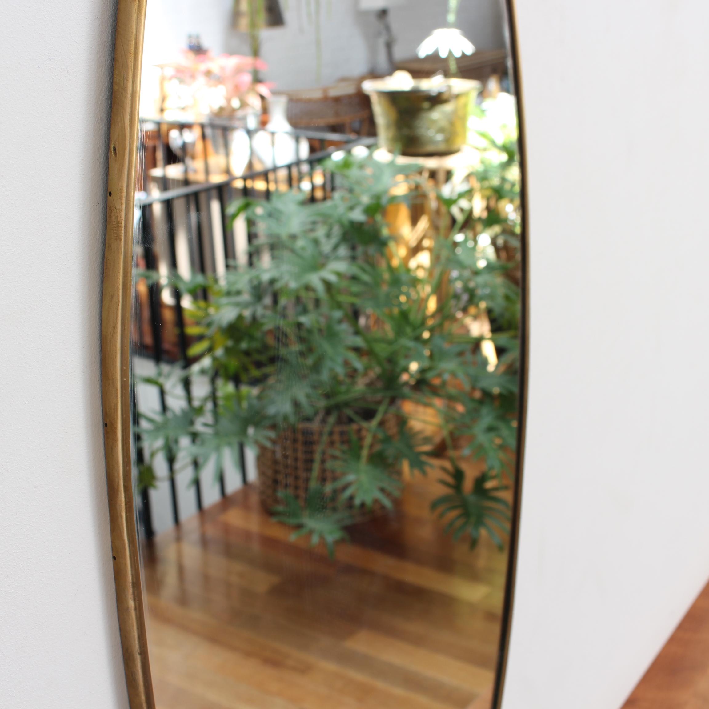 Vintage Italian Wall Mirror with Brass Frame (circa 1960s) For Sale 2