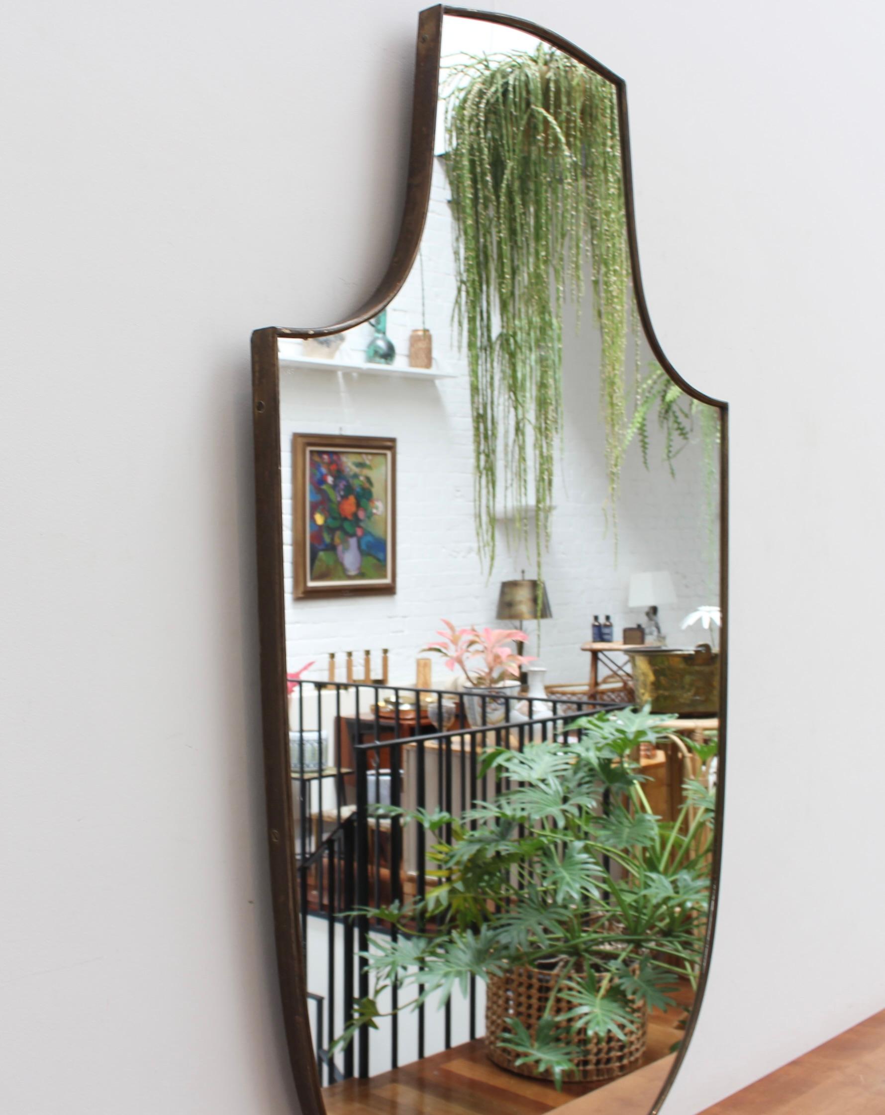 Mid-Century Modern Vintage Italian Wall Mirror with Brass Frame (circa 1960s) - Large For Sale
