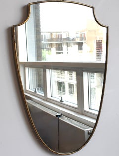 Specchio da parete italiano della metà del secolo, cornice in ottone, stile Gio Ponti, anni ’60