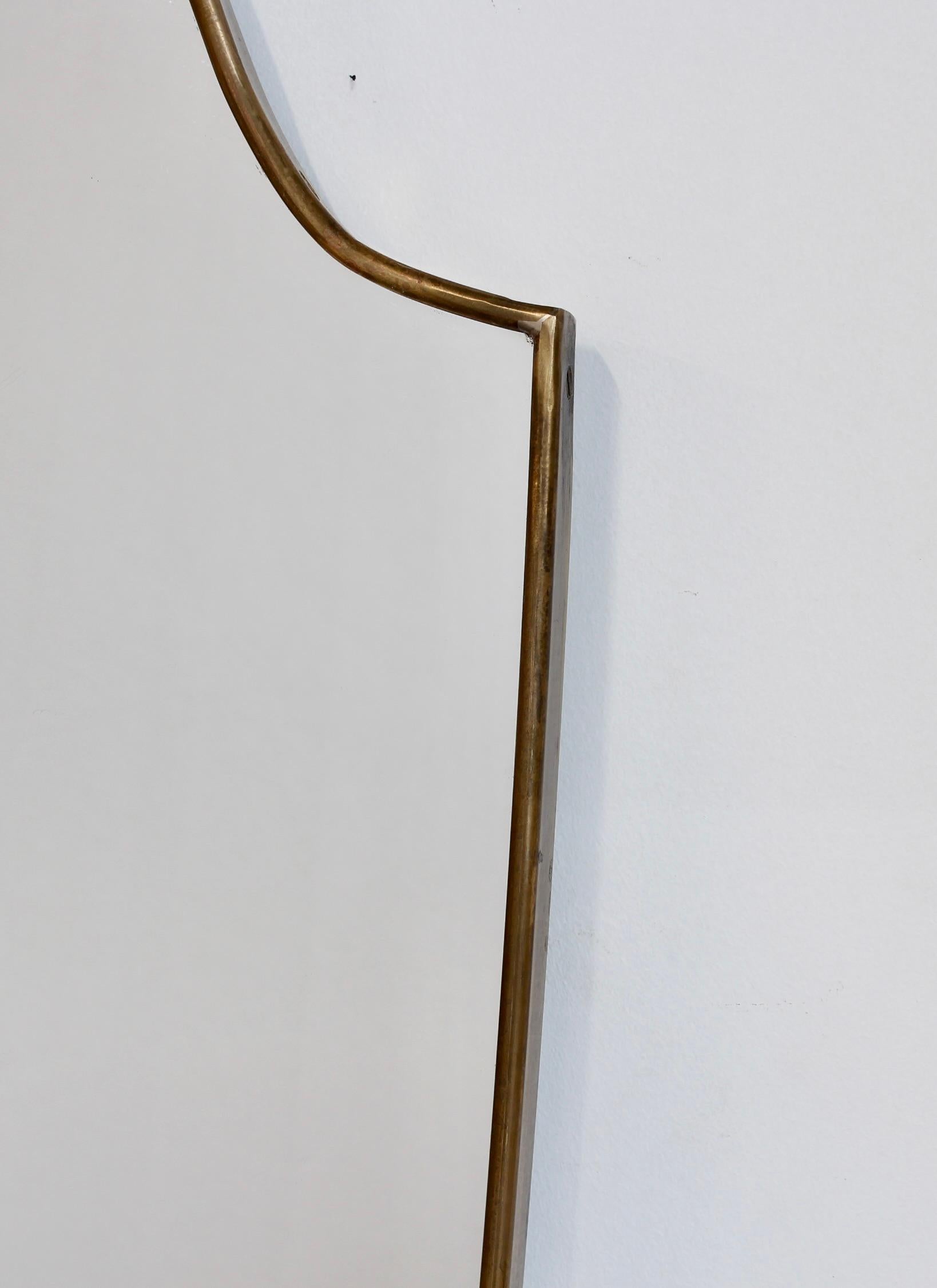 Vintage Italienischer Wandspiegel mit Messingrahmen im Angebot 3