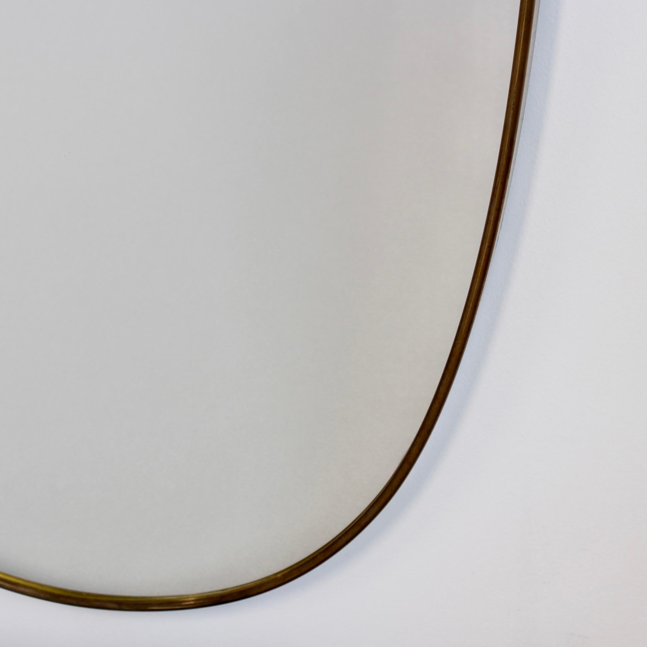 Vintage Italienischer Wandspiegel mit Messingrahmen im Angebot 5