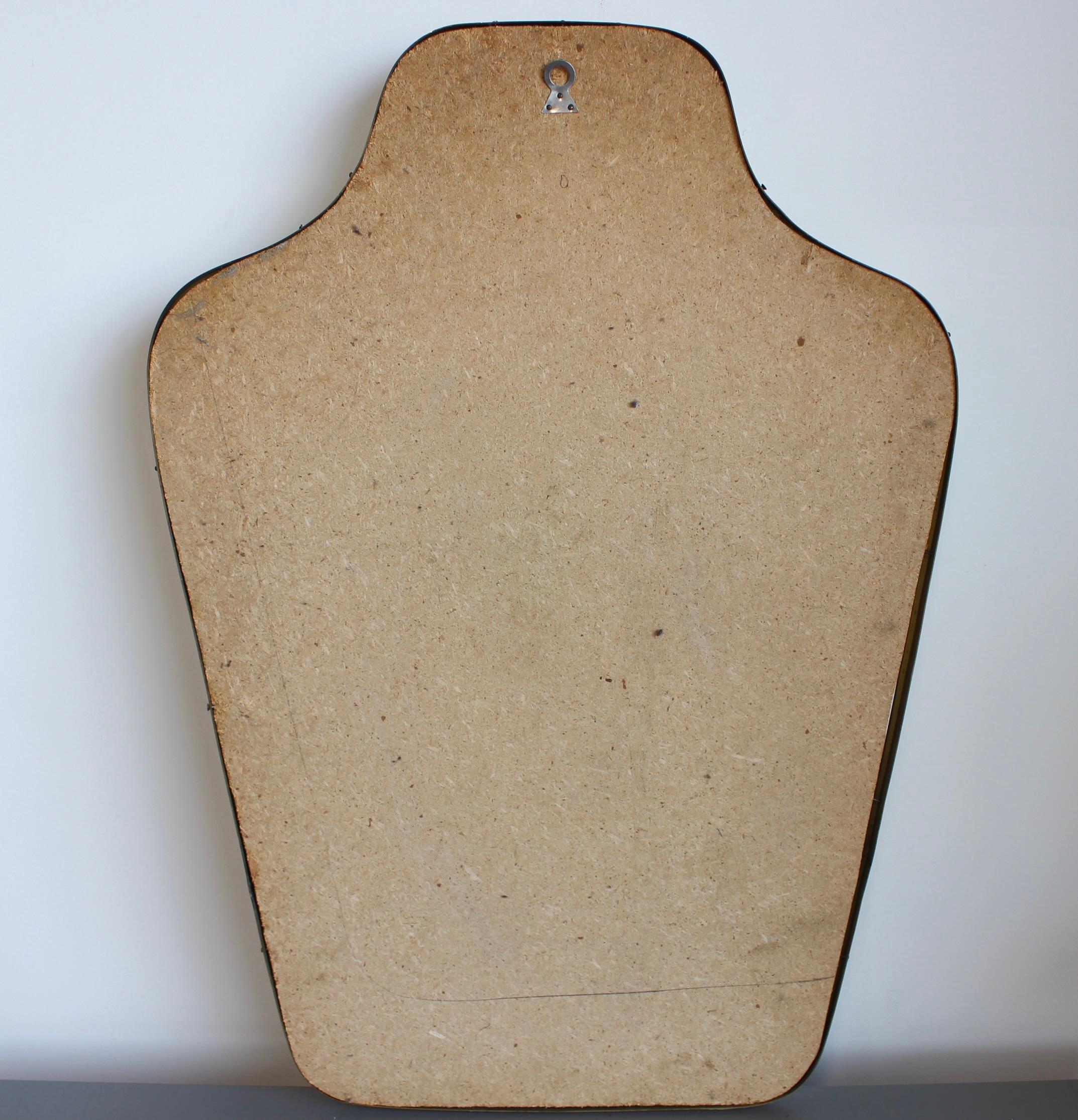 Miroir mural italien vintage avec cadre en laiton (circa 1960) en vente 3