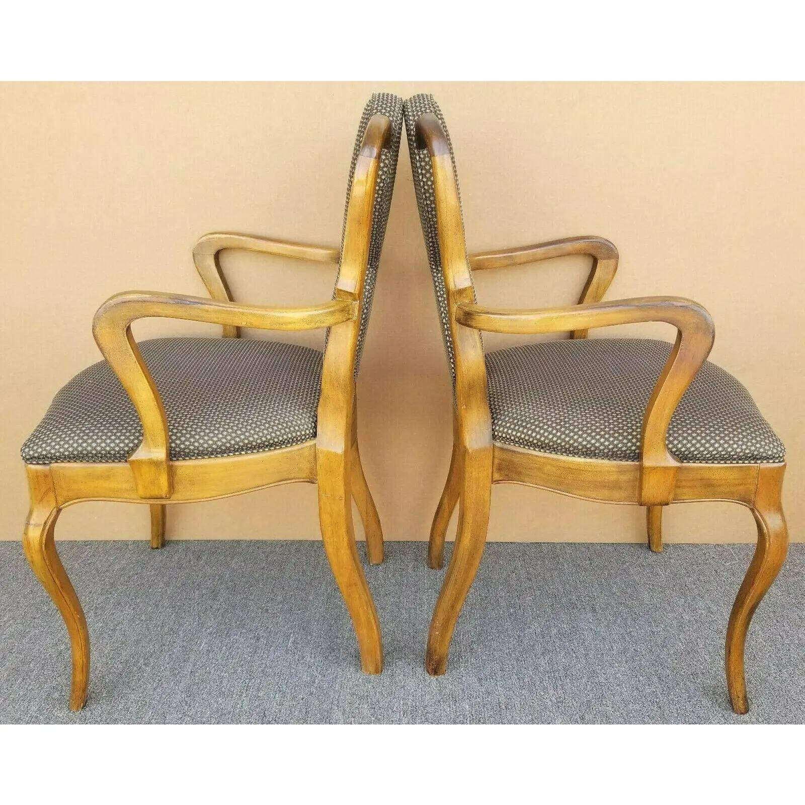 Italienische Akzent-Esssessel aus Nussbaumholz - 2er-Set im Angebot 1