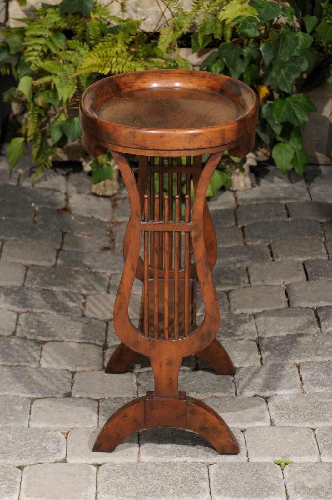 Vintage Italian Walnut Side Table with Lyre-Shaped Legs and Oval Tray Top For Sale 2