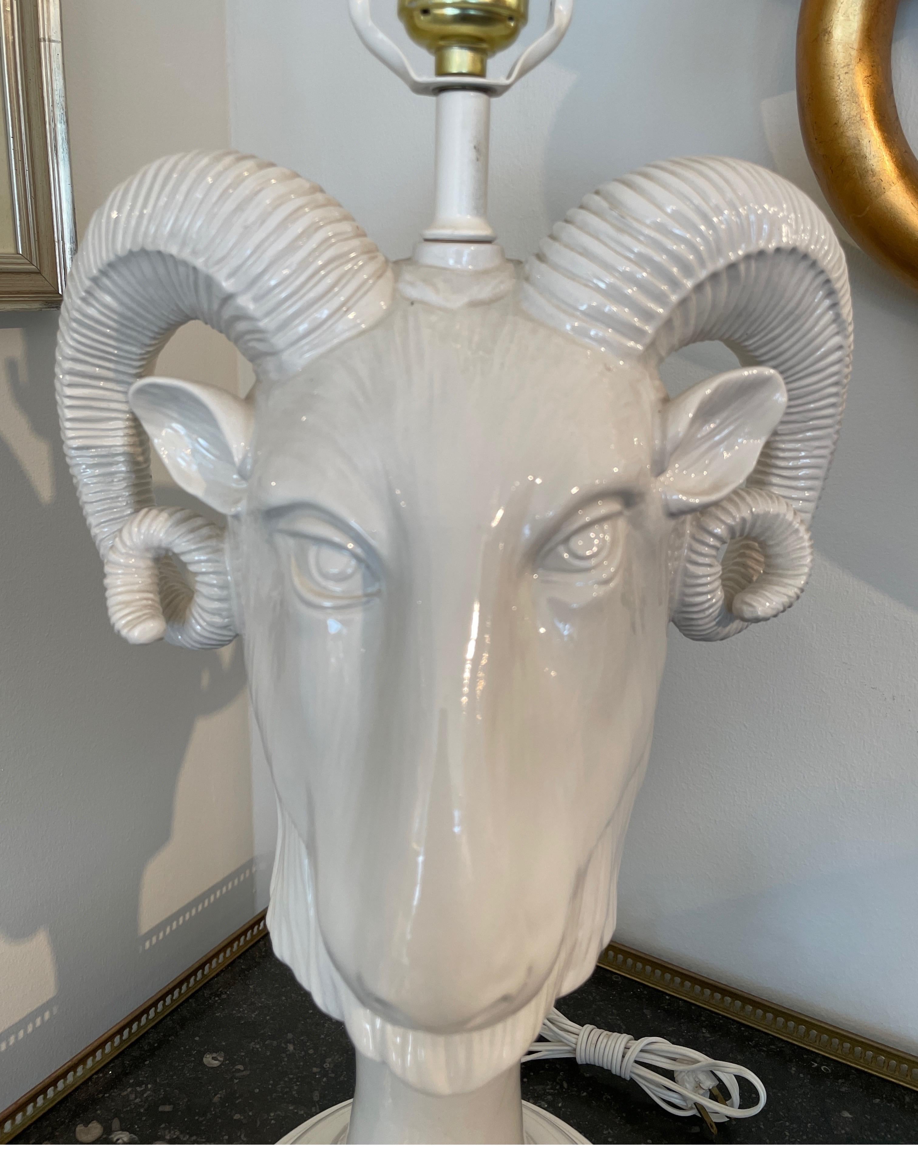 Vintage Italian White Glazed Porcelain Ram's Head Lamp In Good Condition For Sale In West Palm Beach, FL