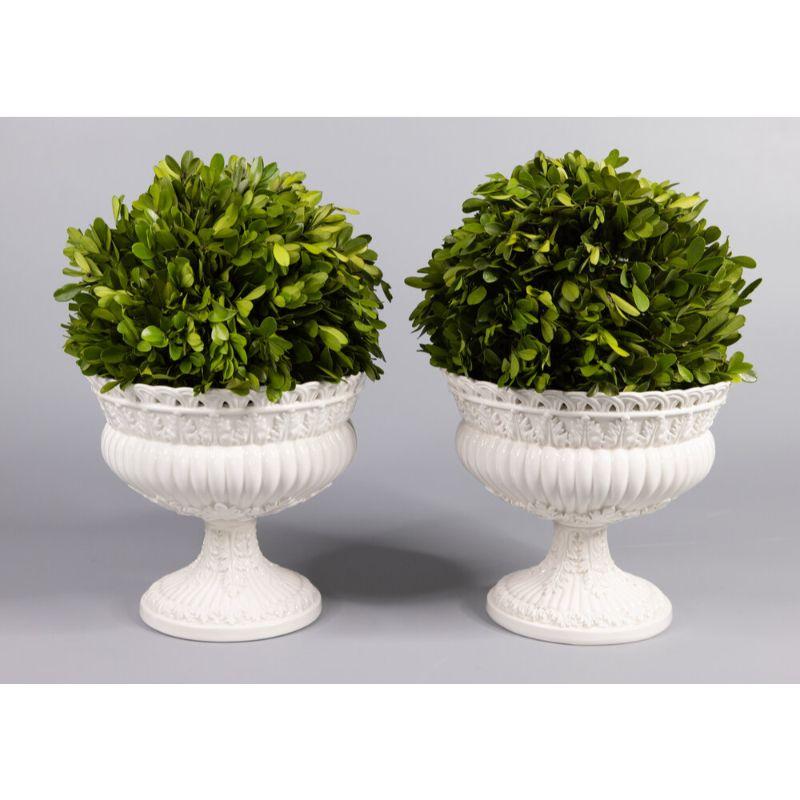 Vintage Italian White Porcelain Compotes Fruit Bowls Centerpieces, a Pair In Good Condition In Pearland, TX