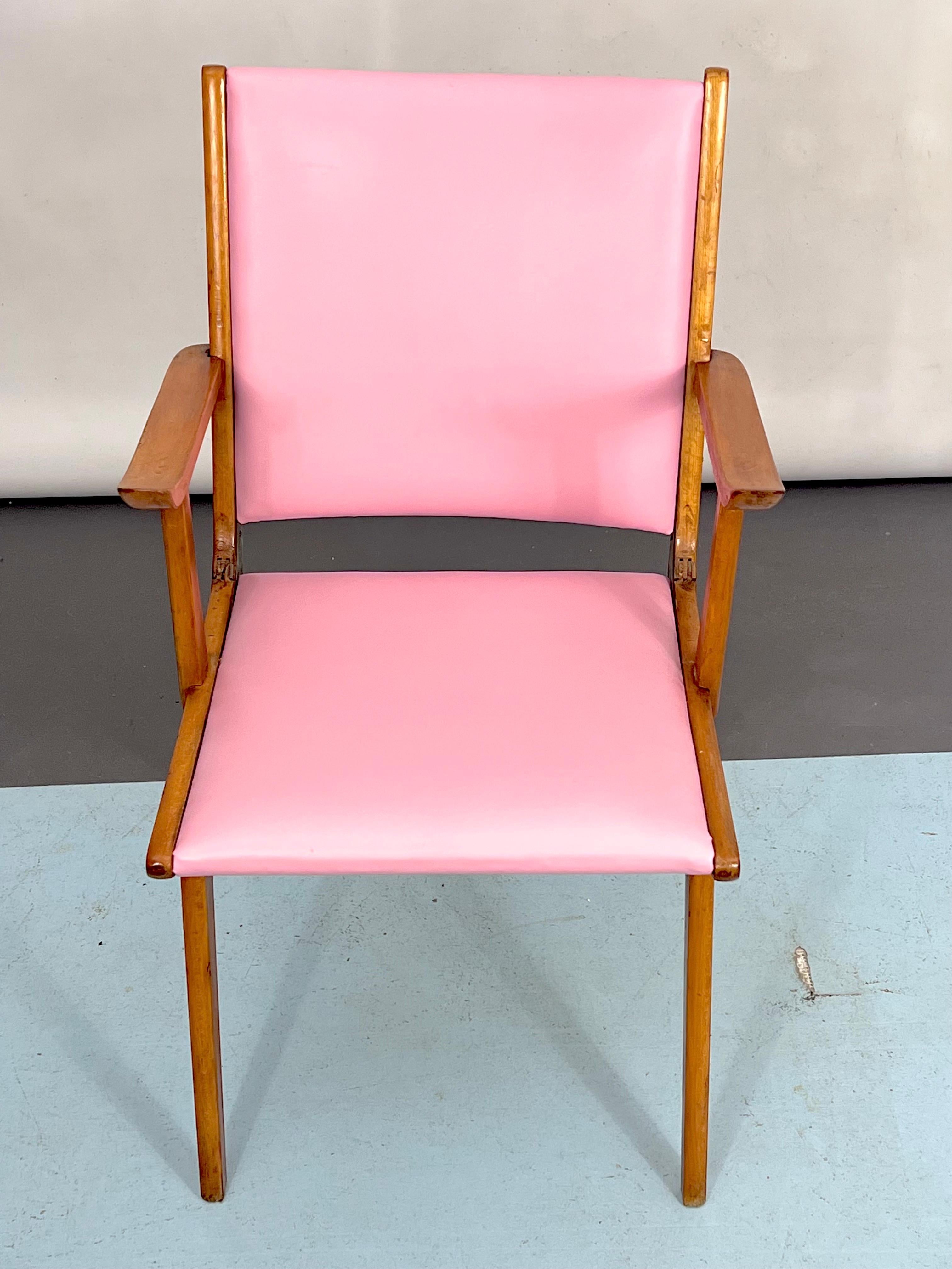 Vintage Italian Wood Accent Chair in Pink Leatherette, Italy, 1950s For Sale 2