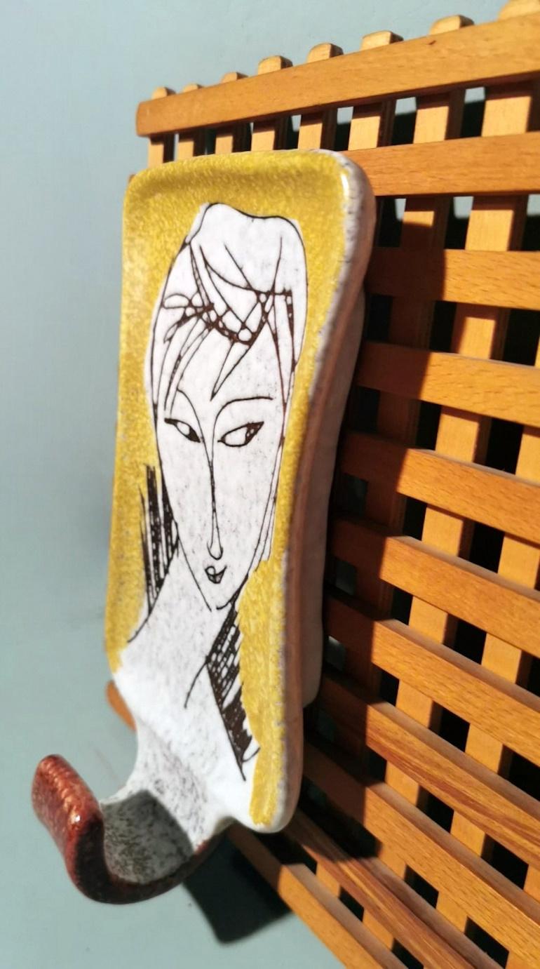 Vintage Italian Wood And Ceramic Coat Rack By Artist Alvaro Cartei For Sale 4