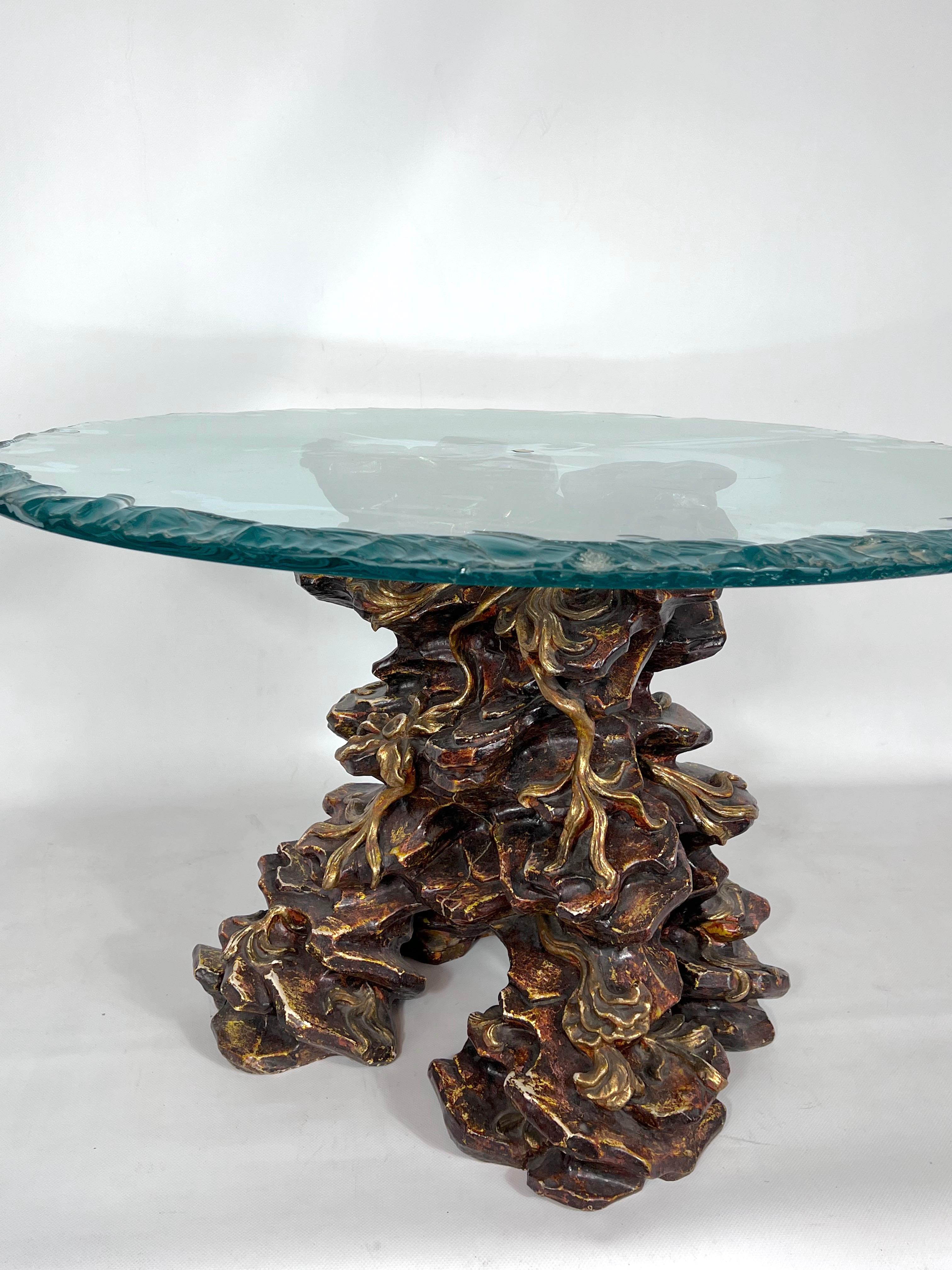 Vintage Italian Wood and Glass Coffee Table From 70s In Good Condition For Sale In Catania, CT