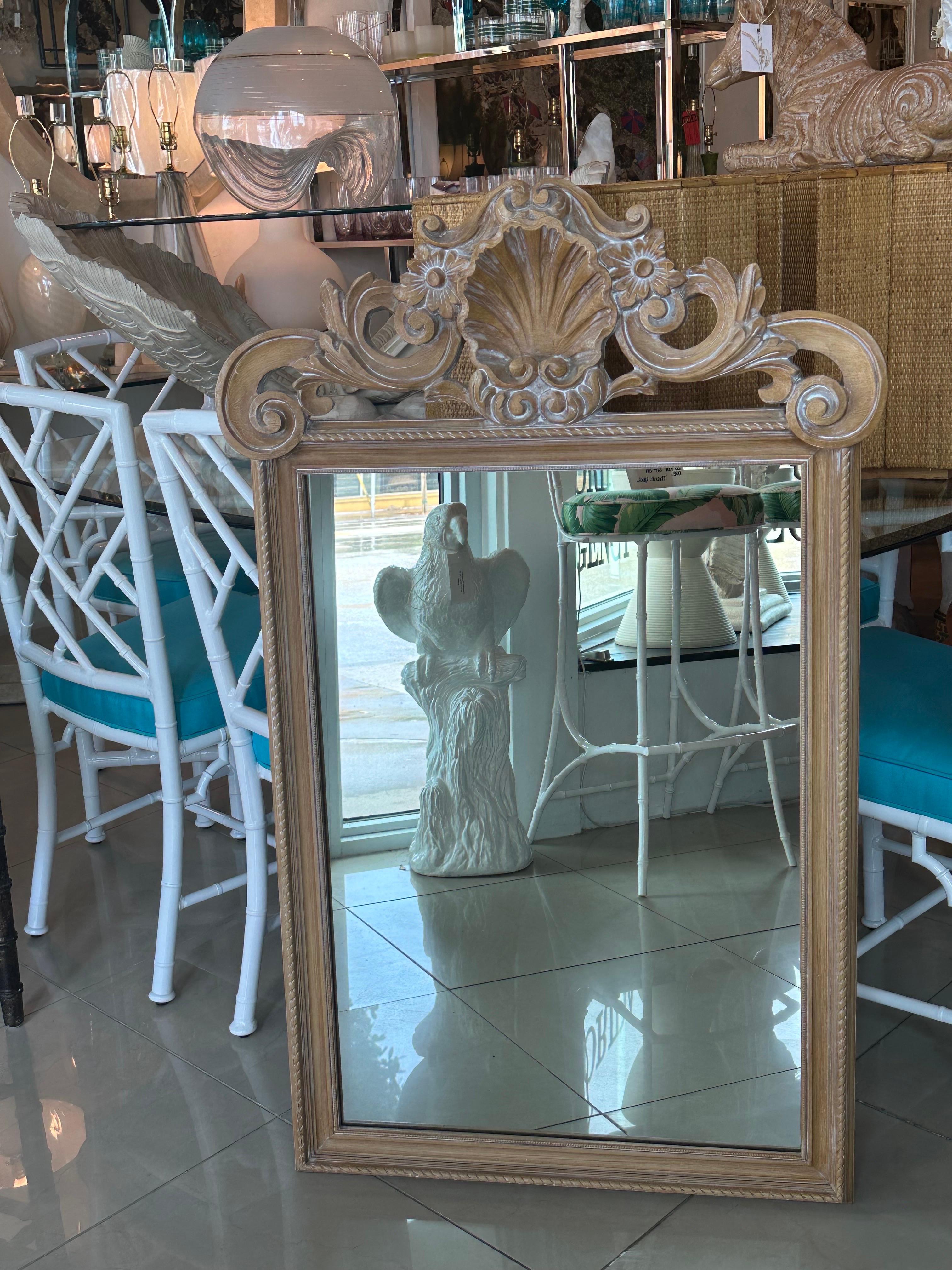 Miroir mural vintage italien en bois sculpté coquillage Palm Beach en vente 5