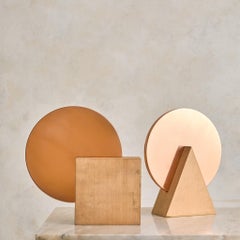Escultura triangular italiana vintage de madera y cobre de Banci Firenze