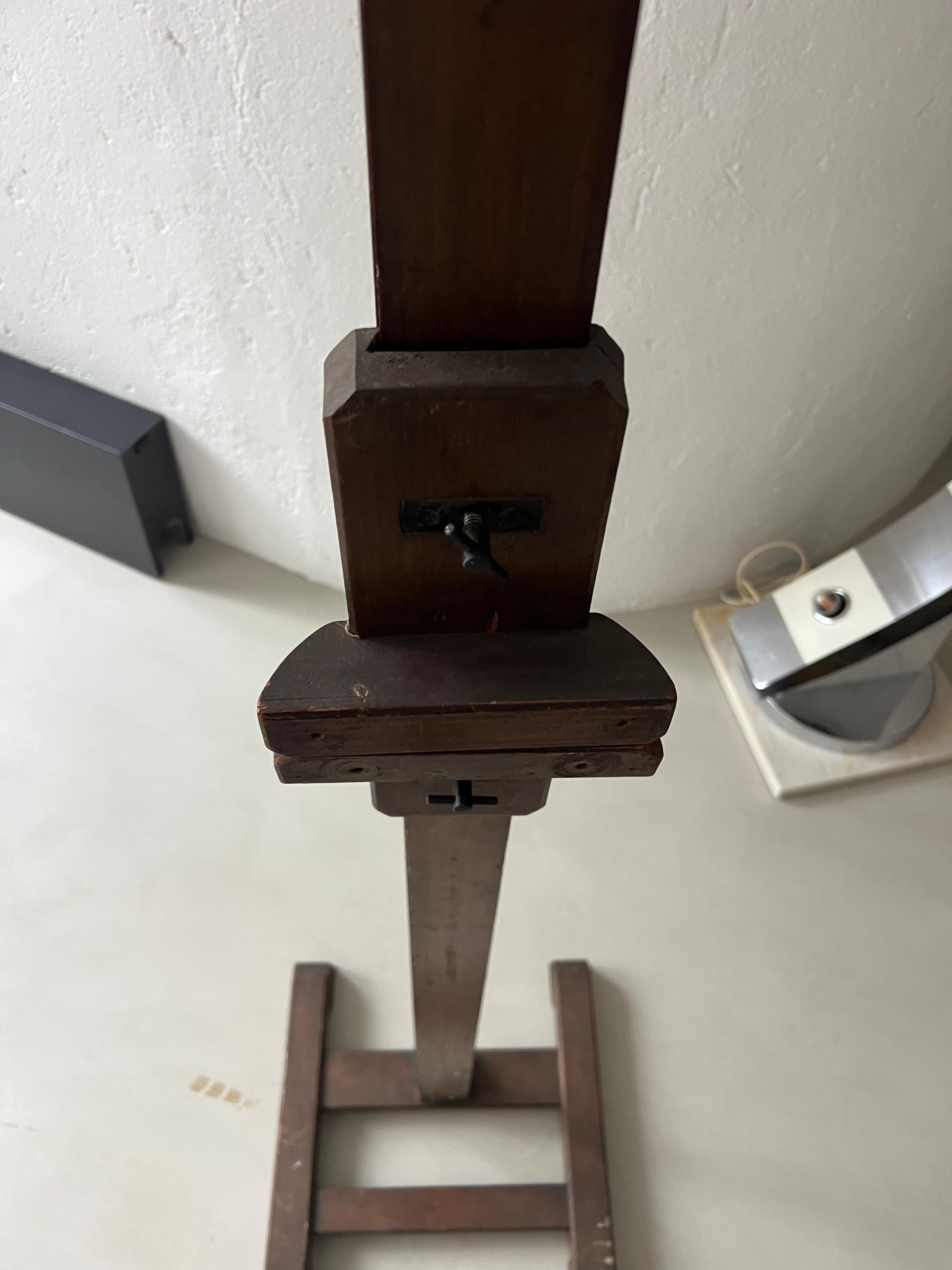 Italienische Vintage-Holz Staffelei, Kunsthalter, flacher Fernseherhalter aus Holz im Angebot 9