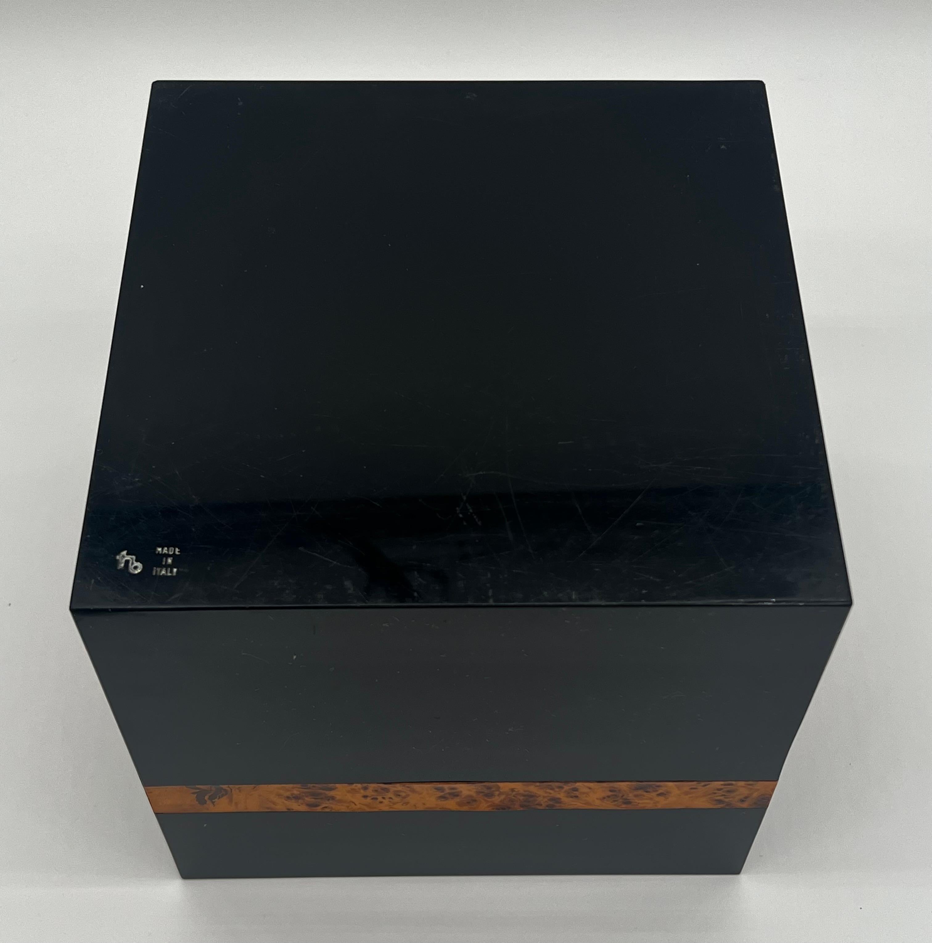 Vintage Italian Wood Inlaid Black Acrylic Lacquered Art Deco Ice Box 5