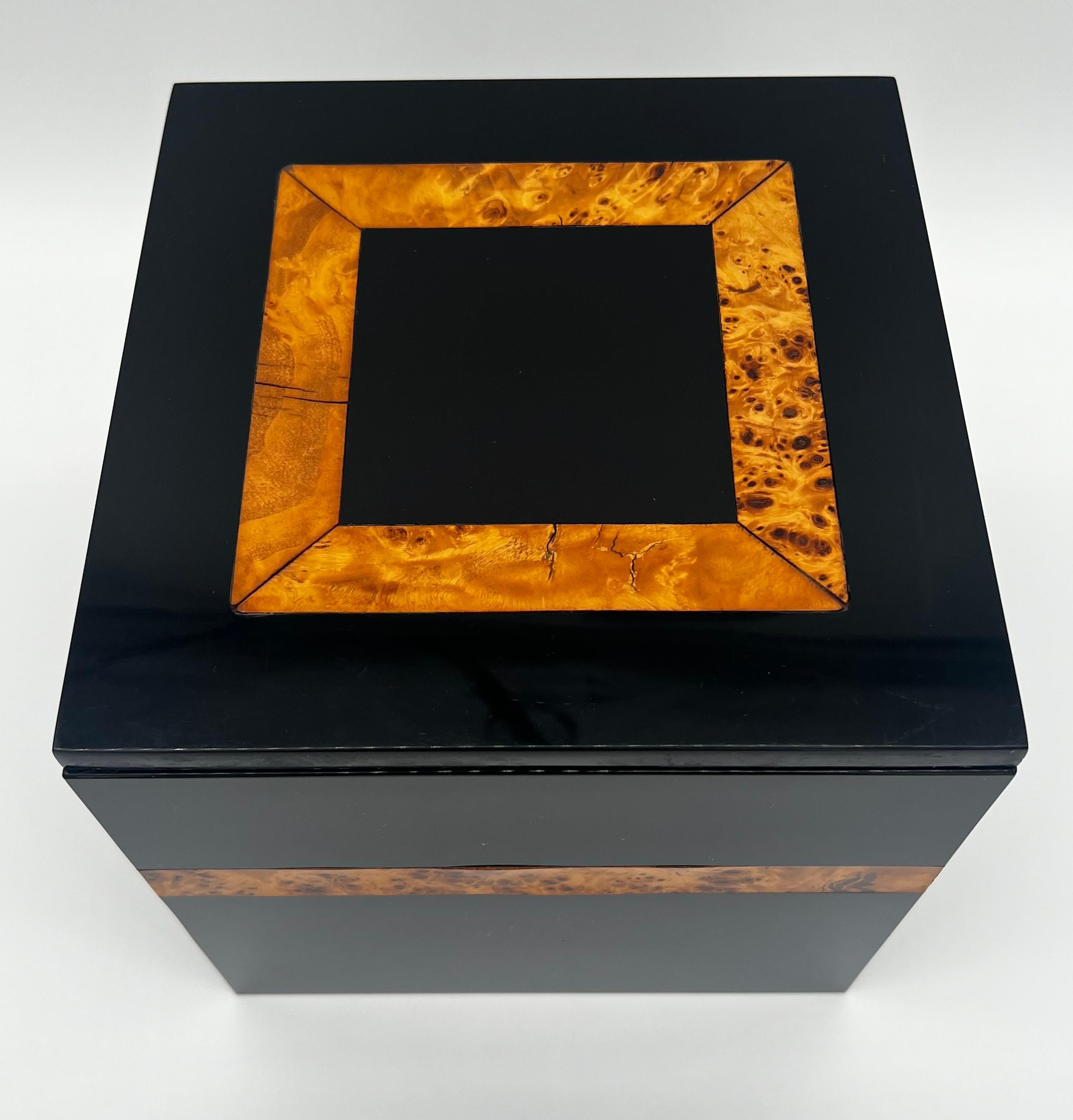 Vintage Italian Wood Inlaid Black Acrylic Lacquered Art Deco Ice Box 2