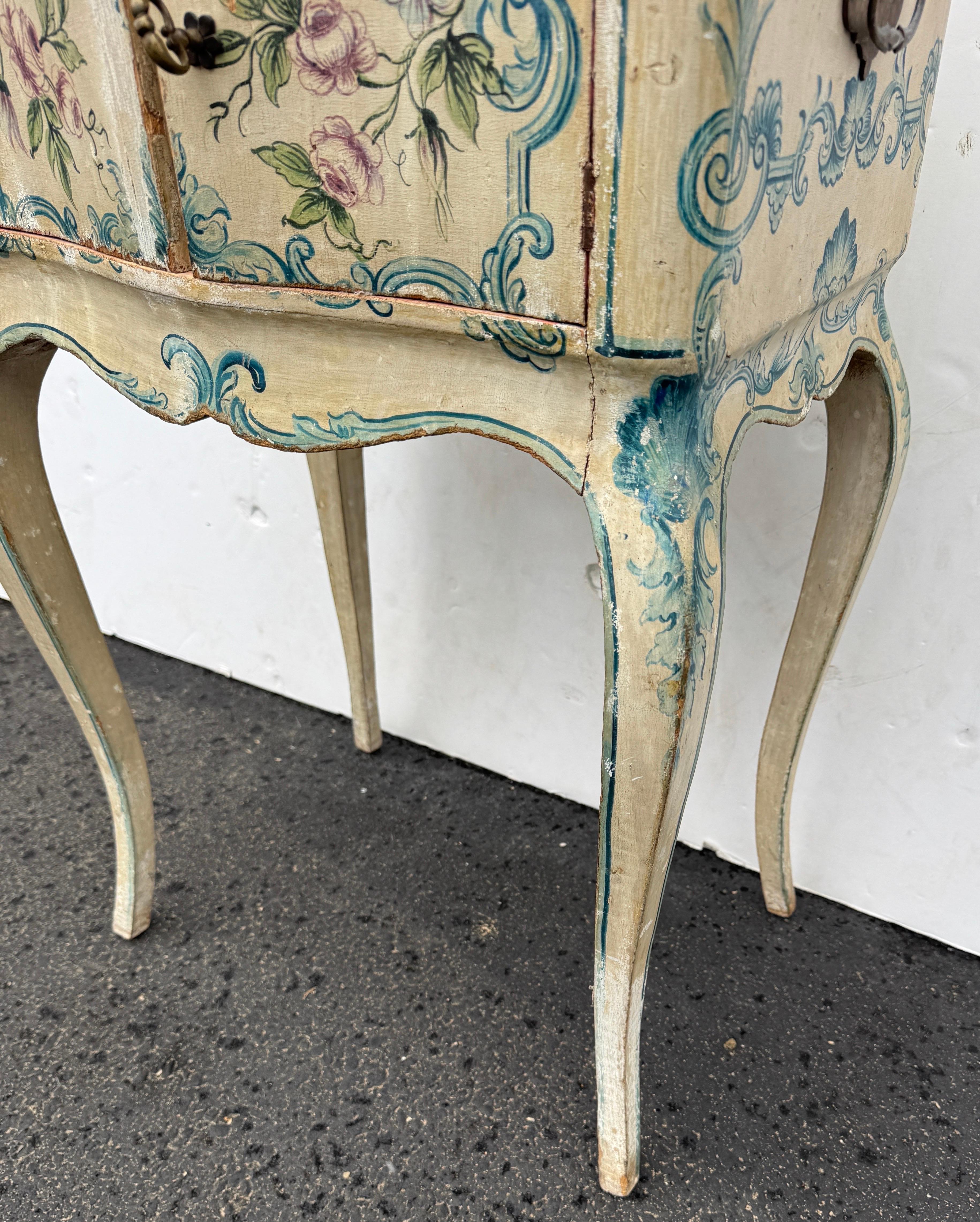 Mesilla de noche vintage italiana de madera pintada, circa años 60 en venta 1
