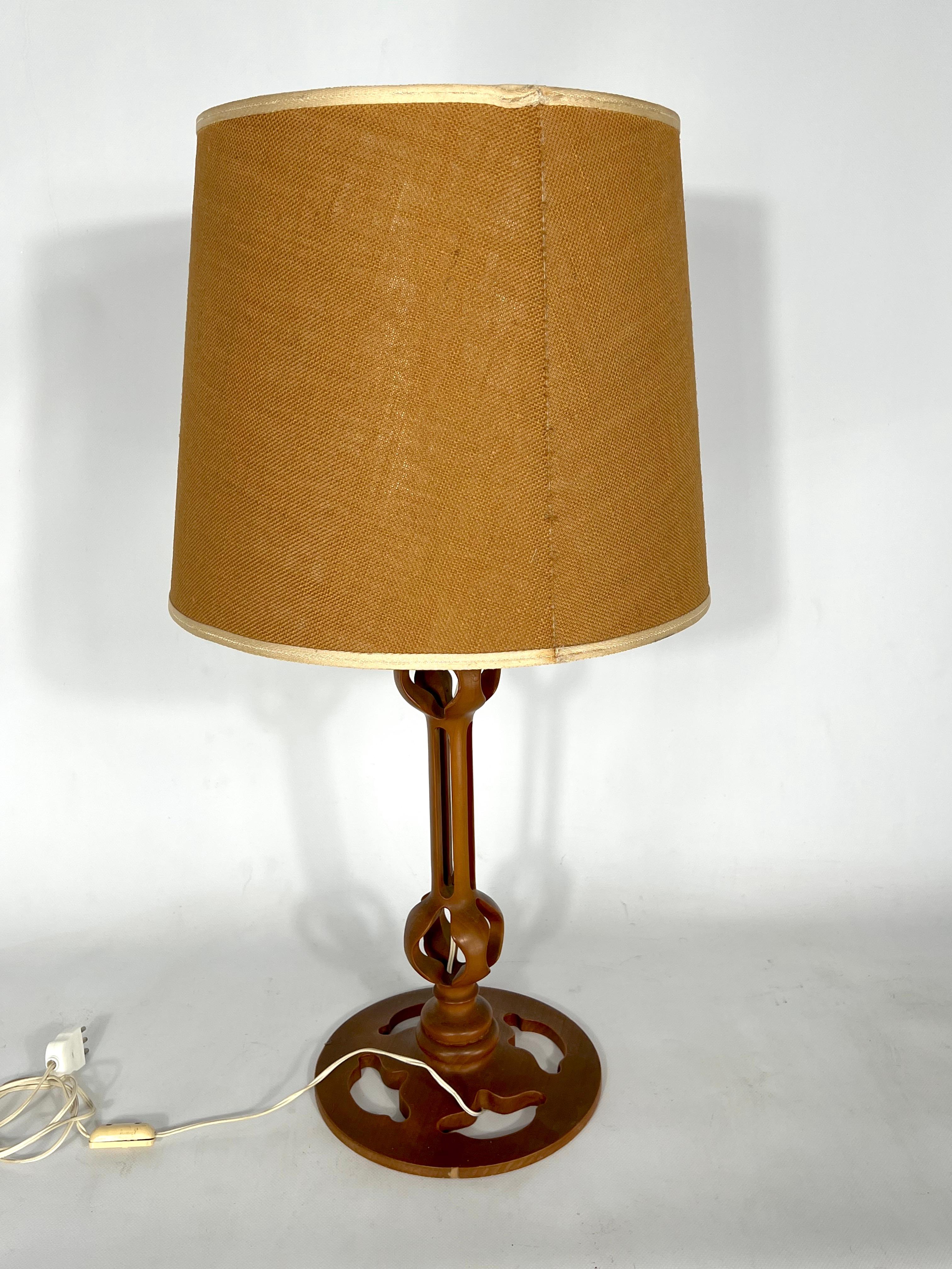Vintage Italian wood table lamp from 50s For Sale 1
