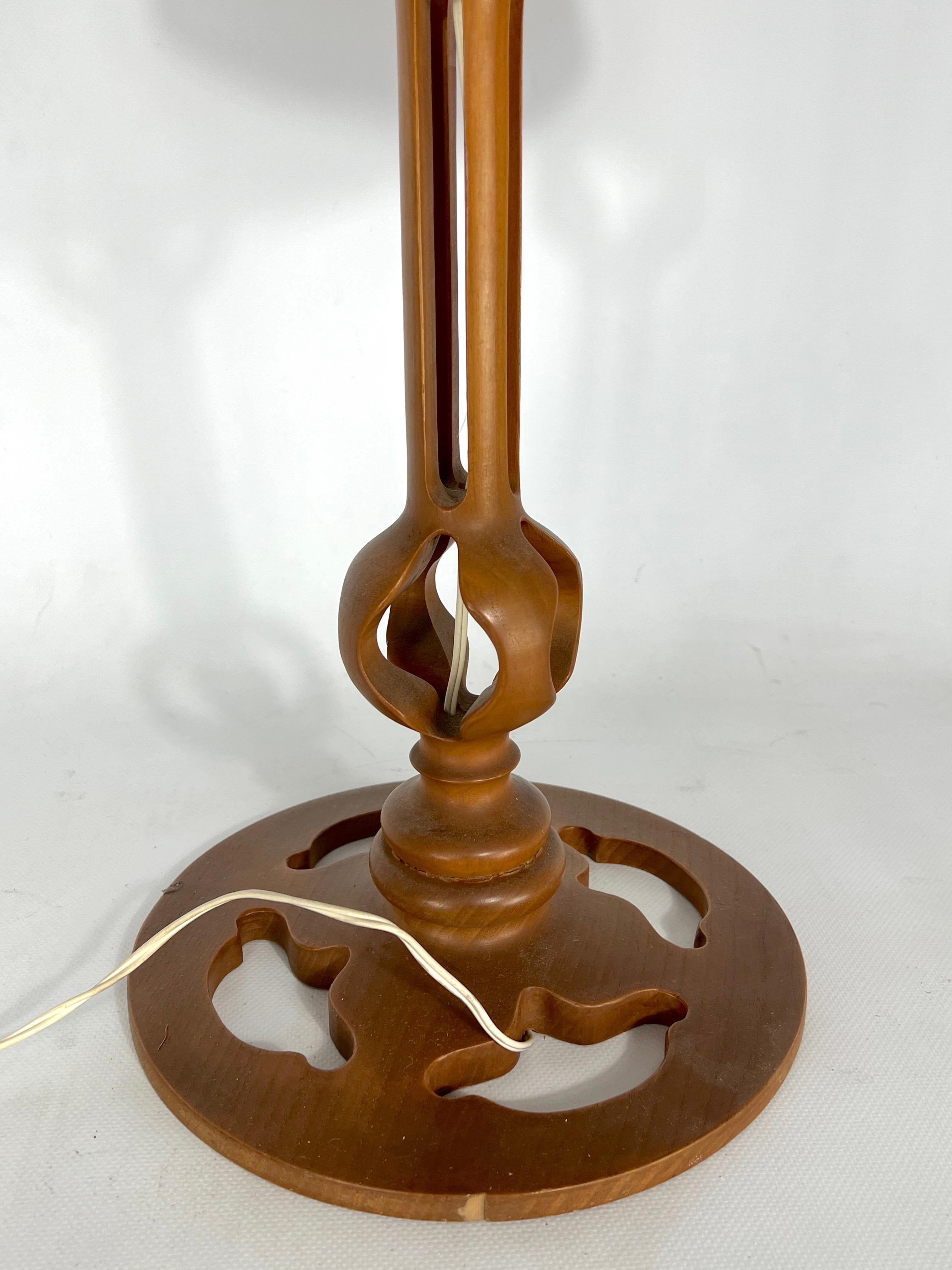 Lampe de table italienne vintage en bois des années 50 en vente 2