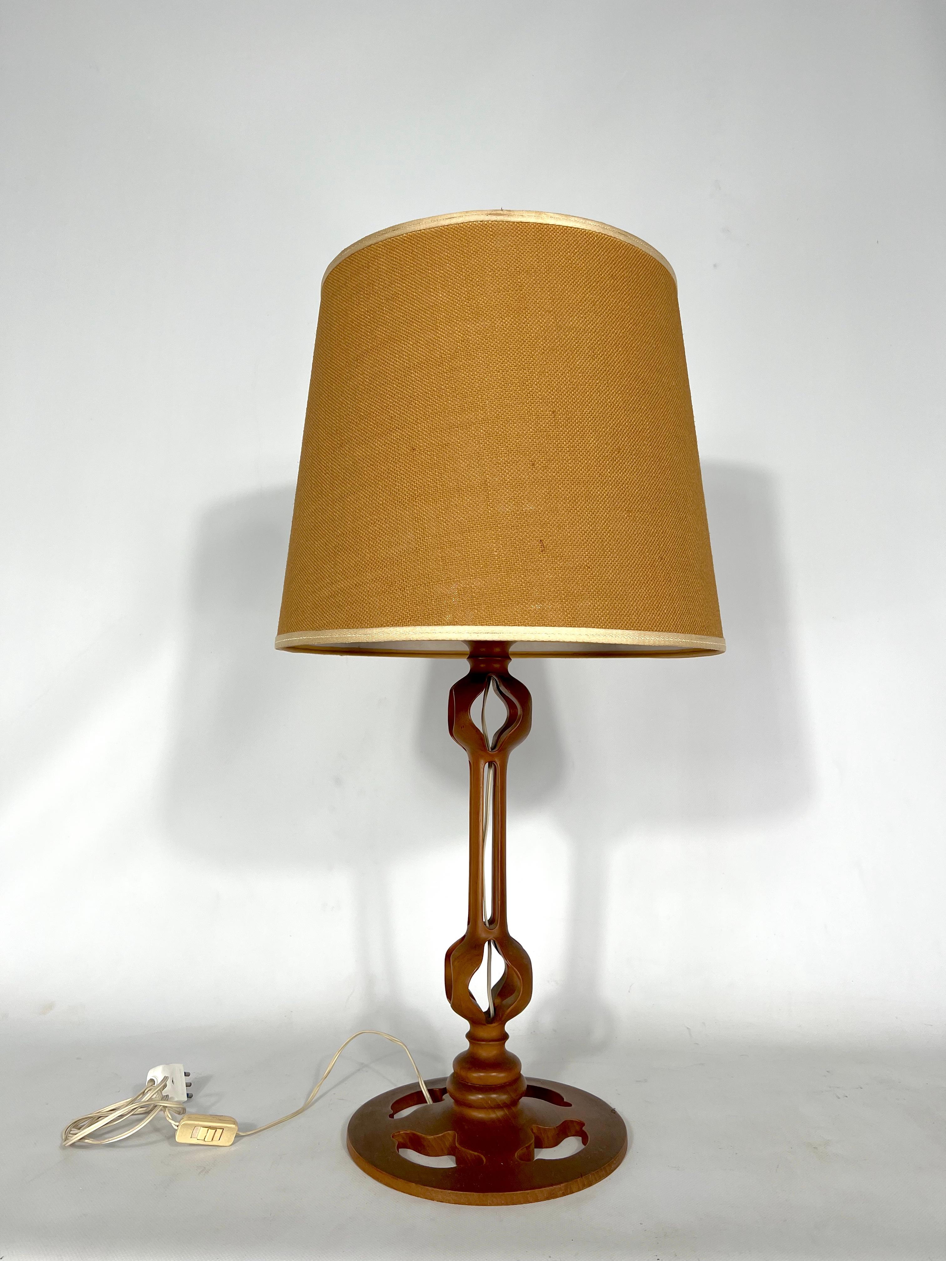 Vintage Italian wood table lamp from 50s For Sale 3