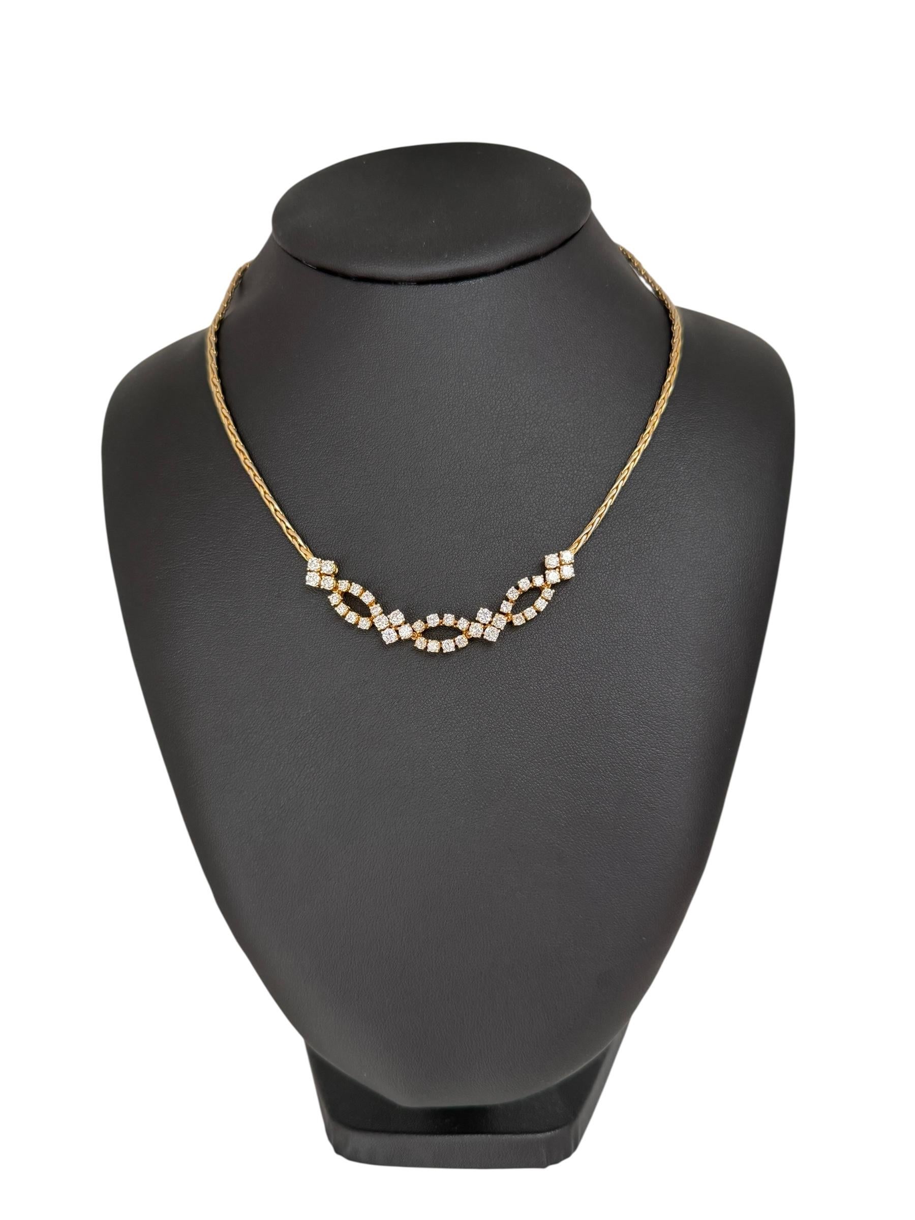 Collana d'epoca in oro giallo e bianco con 3,0ct di diamanti naturali in vendita 4