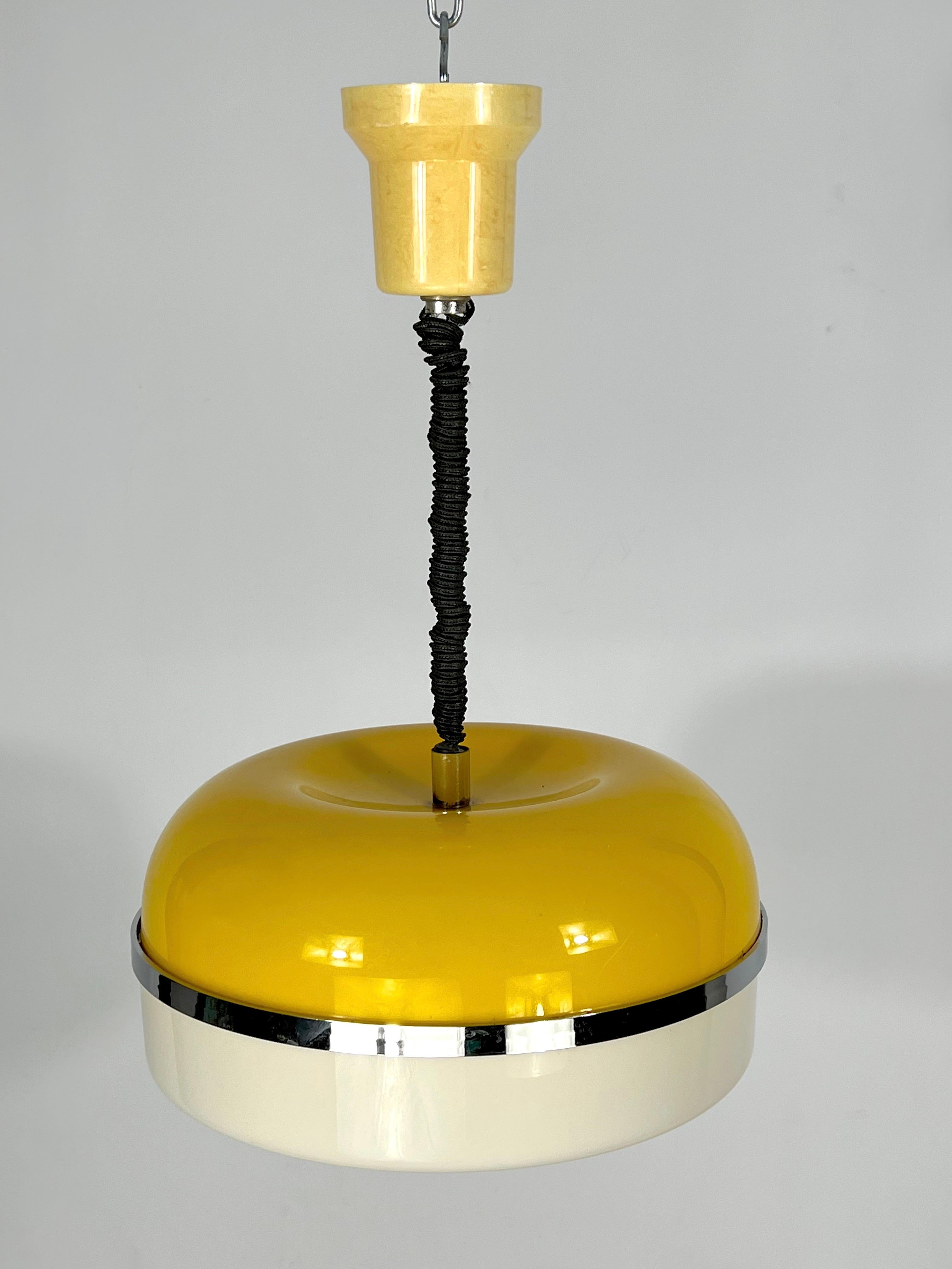 Mid-20th Century Vintage Italian Yellow and White Perspex Hanging Lamp from 60s