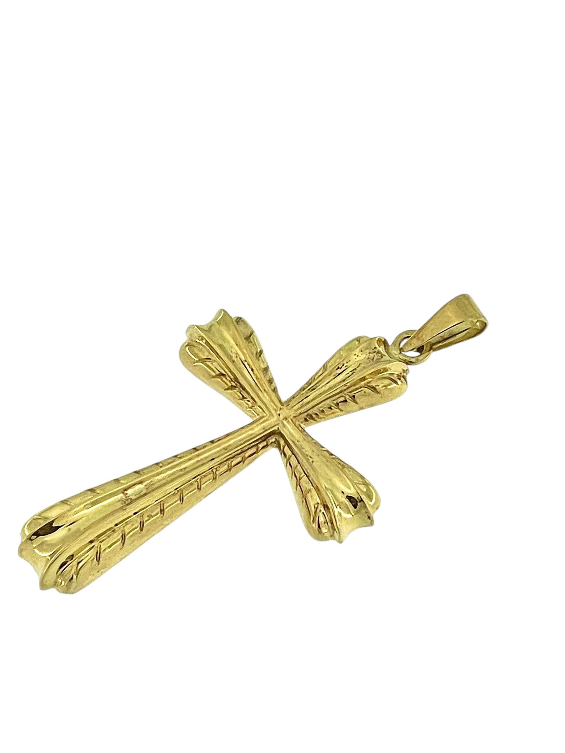 Vintage Italienisch Gelbgold Kreuz im Zustand „Gut“ im Angebot in Esch sur Alzette, Esch-sur-Alzette
