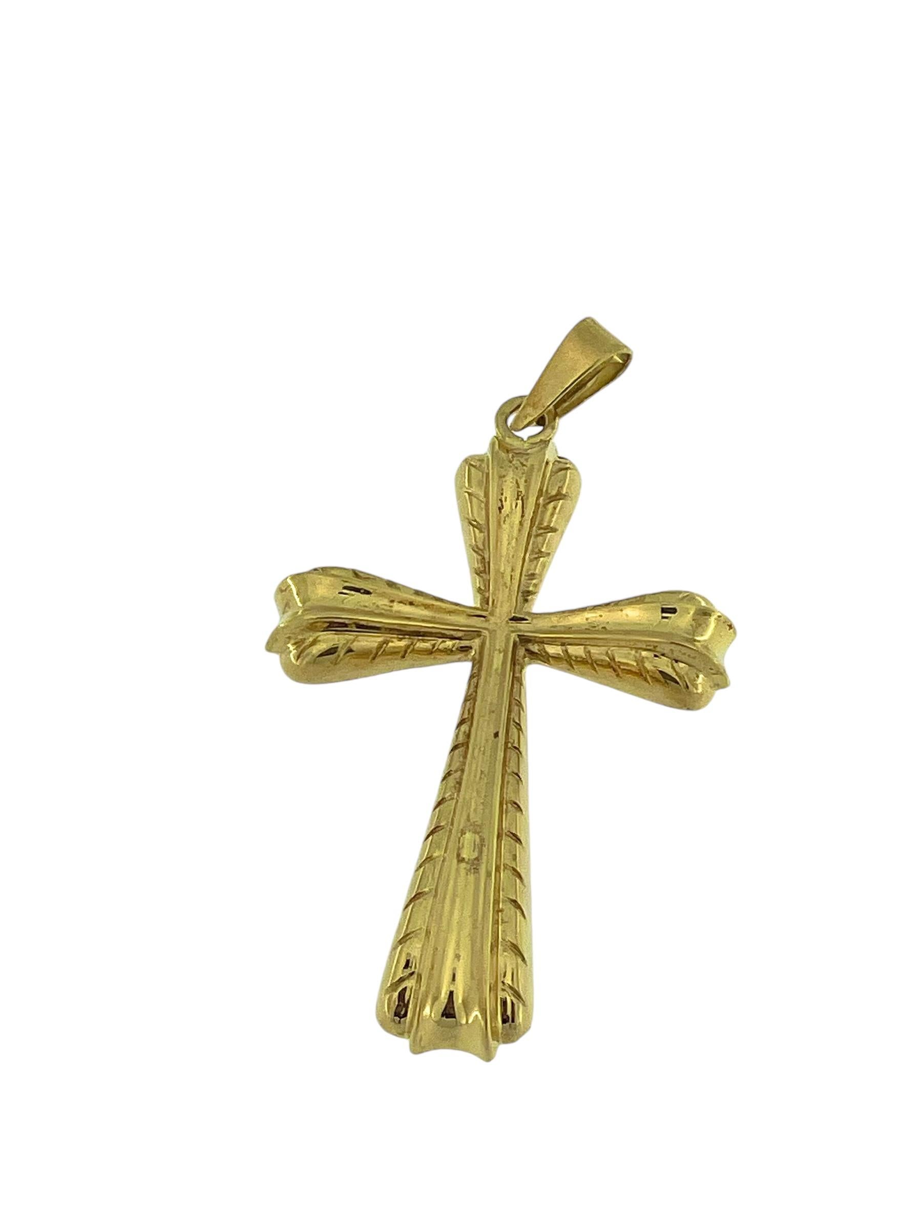Vintage Italienisch Gelbgold Kreuz für Damen oder Herren im Angebot