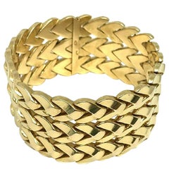 vintage italian gold bracelet Vintage Italian Yellow Gold Woven Bracelet